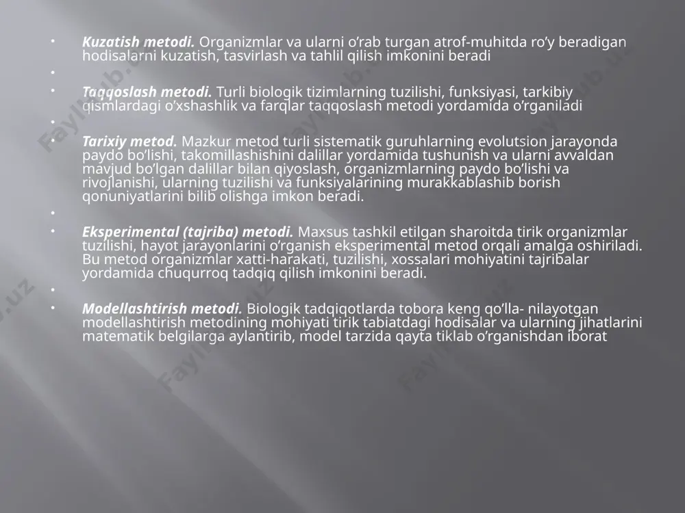 anizmlar tuzilishi, hayot jarayonlarini o’rganish eksperimental metod orqali amalga oshiriladi. bu metod organizmlar xatti-harakati, tuzilishi, xossalari mohiyatini tajribalar yordamida chuqurroq tadqiq qilish imkonini beradi. modellashtirish metodi. biologik tadqiqotlarda tobora keng qo’lla- nilayotgan modellashtirish metodining mohiyati tirik tabiatdagi hodisalar va ularning jihatlarini matematik belgilarga aylantirib, model tarzida qayta tiklab o’rganishdan iborat 2-mavzu: hayot mohiyati va tiriklikning xususiyatlari hayotning mohiyati juda keng tushunchadir. m. v. volkenshteyn ta’rifi bo’yicha: «yerda mavjud bo’lgan tirik organizmlar, biopolimerlar: oqsil va nuklein kislotalardan tuzilgan. ular o’z-o’zini idora etadigan, yarata oladigan ochiq sistemalardir». kimyoviy tarkibning birligi. barcha tirik organizmlar tarkibiga kiruvchi kimyoviy elementlarning 90% dan ortig‘i asosan to’rt xil: uglerod, kislorod, vodorod va azot elementlaridan tashkil topgan. bu elementlar barcha tirik organizmlar tarkibiga kiruvchi organik birikmalar, masalan, oqsillar, nuklein kislotalar, lipidlar, uglevodlarni hosil qiladi. strukturaviy tuzilish birligi. barcha tirik organizmlar hujayradan tuzilgan bo’lib, hujayra tiriklikning tuzilish, funksional va rivojlanish birligi hisoblanadi. ochiq sistemaligi. barcha tirik organizmlar muntazam ravishda …