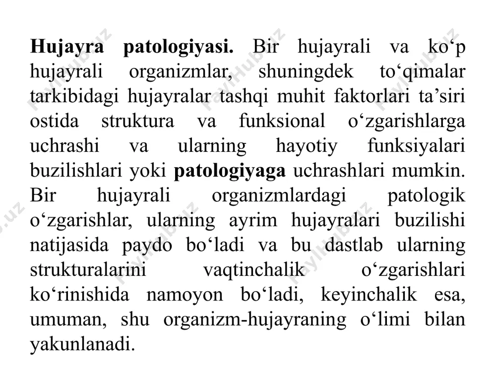 garishlarini o‘rganish tibbiyot masalalari bilan bog‘liq bo‘lgani uchun ham katta ahamiyatga egadir. hozirgi zamon biologiyasi hujayrani yagona kompleks va ixtisoslashgan tizim deb qaraydi. bu tizimda ayrim funksiyalar bir-birlariga bog‘liq va muvofiqlashgandir. bitta hujayradagi patologik o‘zgarish o‘z-o‘zidan boshqa hujayralarni ham tezlik bilan o‘ziga jalb qiladi. masalan, na+-k+ ga bog‘liq atf aza orqali hujayra membranasi buzilsa, sitoplazmada keskin ravishda ion tarkibi o‘zgaradi, u esa mitoxondriya, yadro va vakuolalar funksiyasining buzilishiga sabab bo‘ladi. mitoxondriya vazifasining dastlabki buzilishi atf miqdorini kamaytiradi. bu esa, o‘z navbatida hujayra membranasi o‘tkazuvchanligiga va barcha energiya sarf bo‘lishi bilan bog‘liq jarayonlarning pasayishiga olib keladi. boshqacha qilib aytganda, har qanday umumhujayra funksiyasining buzilishi, albatta bir-biriga bog‘liq bo‘lgan hujayraichi hodisalari zanjirini hosil qiladi. bunday o‘zgarishlarga uchragan hujayralar, ta’sir etayotgan faktorlarga moslashish, unga qarshi kurashib, patologik o‘zgarishlarni yo‘q qilishi yoki o‘lishi mumkin. shuni ta’kidlash kerakki, ko‘p hujayrali organizmlarda bir guruh hujayralarning patologiyasi yoki o‘limi sog‘lom organizmda sodir bo‘lib turadigan odatdagi jarayon hisoblanadi. …