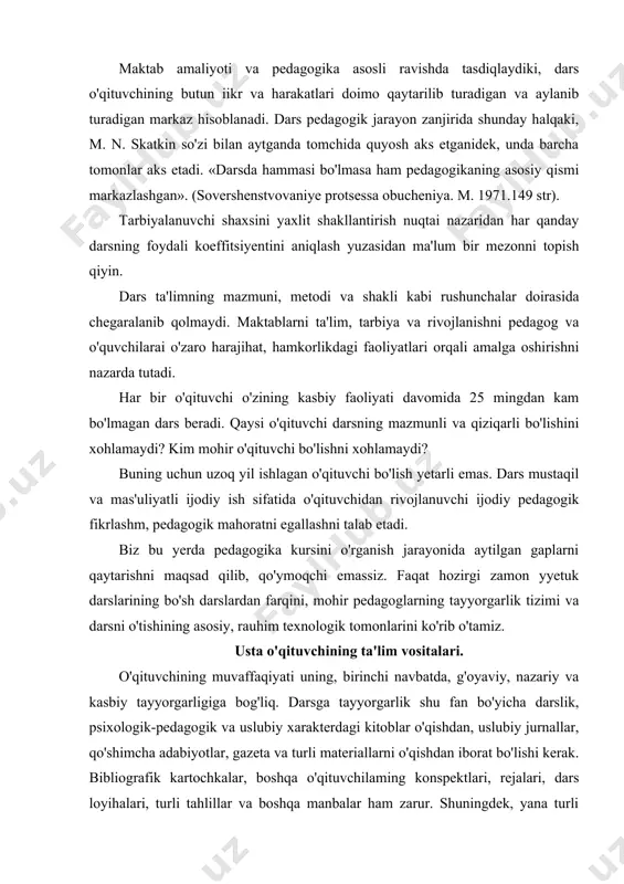 erdagi kitoblar o'qishdan, uslubiy jurnallar, qo'shimcha adabiyotlar, gazeta va turli materiallarni o'qishdan iborat bo'lishi kerak. bibliografik kartochkalar, boshqa o'qituvchilaming konspektlari, rejalari, dars loyihalari, turli tahlillar va boshqa manbalar ham zarur. shuningdek, yana turli o'quv fanlari, diafilmlar, diapozitiv, texnik vositalardan ham foydalanish muhimdir. shu mavzu (darsga oid) bo'yicha turli ilmiy manbalardan, qonun va qarorlardan olingan sitatalar, tezislar, fikrlar keltirilsa ham maqsadga muvofiqdir. shuni hisobga olish kerakki, barcha o'qituvchilar uchun bir xilda bo'lgan ta'lim vositalari bo'lishi mumkin emas. uning turli-tumanligi o'qituvchi fanning o'ziga xosligi bilan, uning imkoniyatlari, ehtiyoji, intellektual faolligi, yangilikni his etishi, pedagogik bilimga chanqoqligi vab. q. bilan belgilanadi. 4. o'rganilayotgan material mazmunining tahlili. darsning yaratilishi - bu fikrlarning paydo bo'lishidir. u bir nechta elementlardan tashkil topgan. bulardan eng muhimi davlat programmasi tomonidan belgilab qo'yilgan materialdir. tajribali o'qituvchilar o'quv programmalarining asosiy yo'nalishini, ulaming har bir bo'lagini juda yaxshi biladi. bunga maqsad, vazifa va shu programma tuzilishi kiradi. yaxshi o'qituvchini doimo shu …