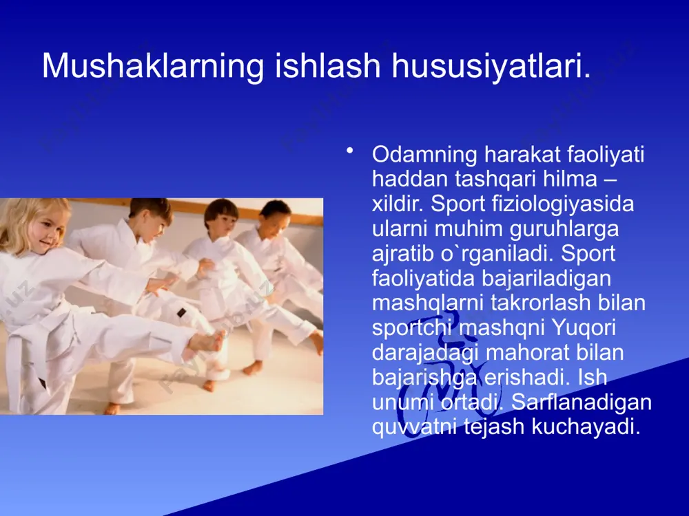 va fiziologik funktsiyalar ishdan oldingi holatga qaytadi. start holatining fiziologik siljishlarning darajasi bajariladigan ishning harakteriga bog`liq bo`ladi. ba`zi ilmiy dalillarga ko`ra start oldi holatidagi reaktsiyalar bajariladigan ishlarga xos xususiyatga ega bo`ladi. masalan: bokschilarda katta hajmidagi ishlarni bajarish oldidan tomir urushi, qon bosimi va gaz almashinuvining ko`proq o`zgarishi, kam hajmdagi ish oldidan esa kamroq o`zgarishi aniqlangan. start oldi holatida yuzaga keladigan reaktsiyalar shartli reflektor mehanizmiga ega. shuning uchun ham start oldi holatining qanday darajada o`tishi sprotchining malakasiga, o`tkaziladigan musobaqaning qanday bo`lishiga, raqiblarning malakasiga, sportchining individual xususiyatlariga, oliy asab faoliyatining tipiga va boshqa faktorga bog`liq bo`ladi. . start oldi reaktsiyasining rivojlanishiga organizmning qanday yoshdaligi ham ta`sir ko`rsatadi. usmir yoshdagi ba`zi bir shartli reflektor funktsiyalarining start oldi holatidagi o`zgarishlari kattalardagiga qaraganda bir muncha keskin bo`lishi mumkin. sportchilarda start oldi harakatning 3 hil shakli ko`rinishi aniqlangan: bular jangovor tayyorlik, start oldi hayajoni va start oldi apatiyasidir. start oldi holatining bu turlari markaziy asab sistemasidagi …