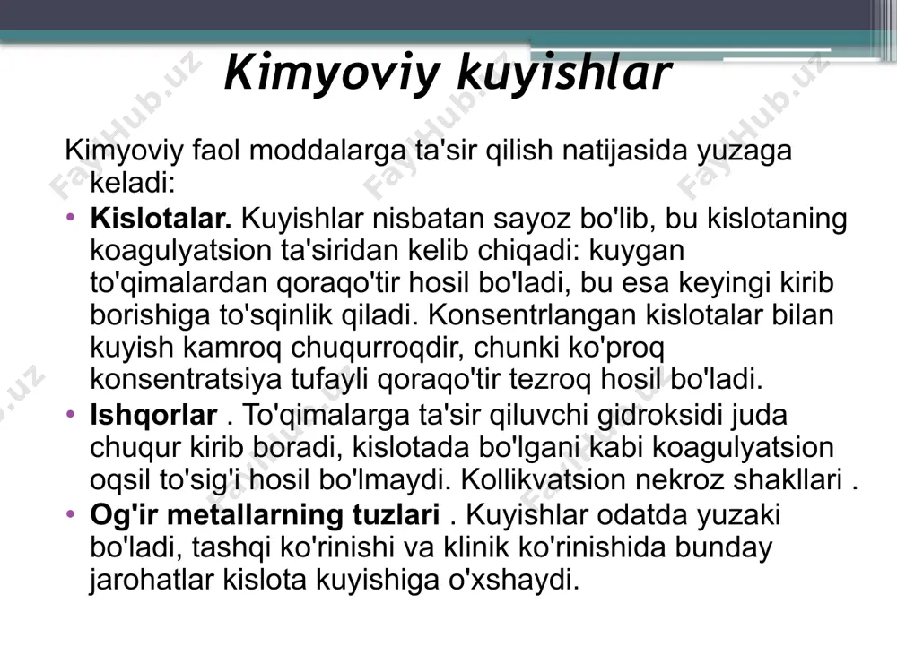 slotalarga qaraganda sekinroq ta'sir qiladi, ammo ishqorlar ta'sirida zarar chuqurroqdir. kuyish ishqorlar ta'sirida yuzaga kelganda yumshoq, suriluvchi, bo'shashgan, o'tkir chegaralari bo'lmagan oq rangli qoraqo'tir hosil bo'ladi. ishqorlar bilan kuyishdan keyin og'riq kislotalar bilan kuyishdan keyin ko'proq aniqlanadi. kimyoviy kuyish uchun birinchi yordam (davomi) fosforli teri kuyishlari ularning o'ziga xos xususiyatlari bilan ajralib turadi. fosfor tananing yuzasiga tushganda, u o'z-o'zidan yonib ketadi, natijada termal kuyish paydo bo'ladi. zararlangan hududdagi teri birinchi navbatda qorong'ida porlab turadigan quruq, ba'zan chekuvchi qoraqo'tir bilan qoplanadi; keyinchalik nekroz hududida sariq-kulrang kamar paydo bo'lib, jigarrang rangga aylanadi. yog'larda oson eriydigan fosfor tananing to'qimalariga chuqur kirib boradi va chuqur kuyishdan tashqari, umumiy zaharlanishni keltirib chiqaradi. jabrlanuvchida tashnalik paydo bo'ladi, hushi qorong'i bo'ladi, harorat 39 s ga ko'tariladi, qon bosimi pasayadi, birinchi navbatda siydik to'xtab qoladi, keyin ixtiyorsiz siyish paydo bo'ladi, o'ta og'ir holatlarda sariqlik kuzatiladi. ko'pincha o'lim holatlari kuzatiladi. kimyoviy kuyish uchun birinchi yordam (davomi) eritilgan bitum, qatron …