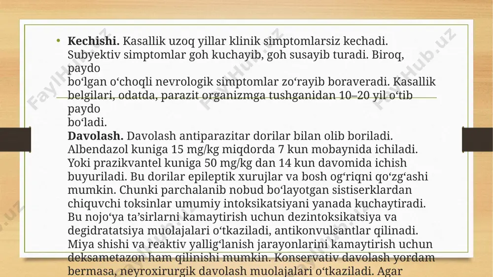 ns sindromining bexosdan paydo bo‘lishi, bemorning to‘satdan vafot etishiga sabab bo‘ladi. davolash. xuddi ichki a’zolar exinokkokozi kabi bosh miya exinokokkozi ham xirurgik usullar bilan davolanadi. bunda exinokokk pufakchalari olib tashlanadi. agar xirurgik operatsiyalar o‘tkazish imkoni bo‘lmasa, medikamentoz davolash muolajalari qo‘llaniladi. bemorga albendazol 400 mg (yoki 7,5 mg/kg) dan kuniga 2 mahal ichish uchun beriladi. dori 28 kun davomida ichiladi, 14 kun tanaffus qilib yana shunday davolash kursi 2–3 marta qaytariladi. shuningdek, mebendazol ham kuniga 50 mg/kg dozada tavsiya qilinadi. bosh miya toksoplazmozi etiologiyasi va patogenezsi. kasallik chaqiruvchisi toxoplasma gondi hisoblanadi. uning yetilgan shakllari, ya’ni oosistalar mushuksimonlar oilasiga kiruvchilarning ingichka ichagida hayot kechiradi. oosistalar ushbu hayvonlarning axlati bilan tashqariga tushadi. oosistalar odam organizmiga, asosan peroral yo‘l bilan tushadi. biroq, oosistalar terining ochiq jarohatlari orqali ham organizmga o‘tishi mumkin. odam organizmiga tushgan parazitlar ichaklarning epitelial hujayralariga kirib oladi va u yerda ko‘paya boshlaydi. hosil bo‘lgan trofozoitlar gematogen va limfogen yo‘llar bilan barcha …