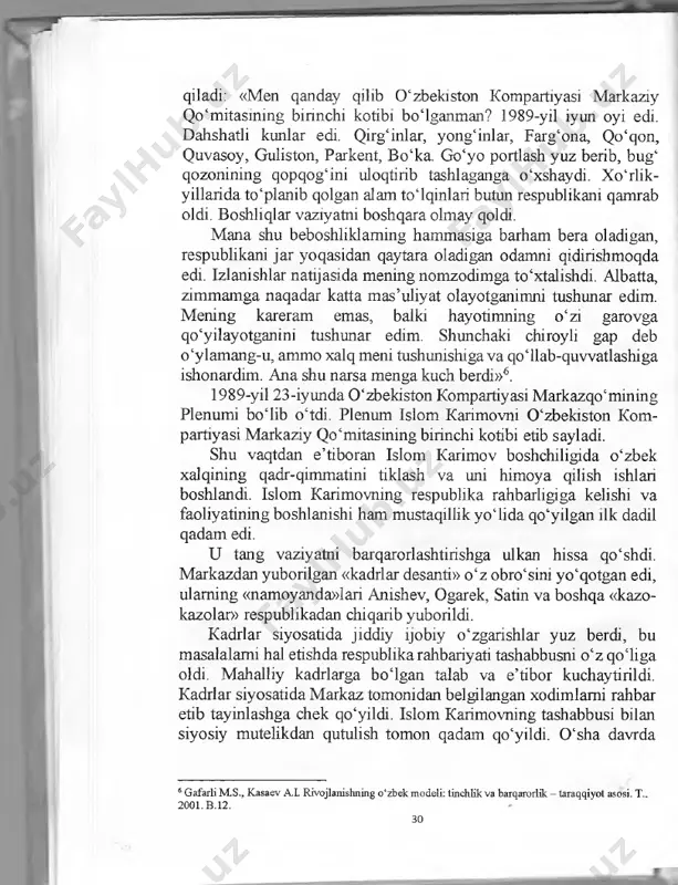 ston kompartiyasi markaziy qo‘mitasining birinchi kotibi boiganman? 1989-yil iyun oyi edi. dahshatli kunlar edi. qirginlar, yong‘inlar, farg‘ona, qo‘qon, quvasoy, guliston, parkent, bo‘ka. go‘yo portlash yuz berib, bug‘ qozonining qopqog‘ini uloqtirib tashlaganga o‘xshaydi. x oilik- yillarida to‘planib qolgan alam toiqinlari butun respublikani qamrab oldi. boshliqlar vaziyatni boshqara olmay qoldi. mana shu beboshliklaming hammasiga barham bera oladigan, respublikani jar yoqasidan qaytara oladigan odamni qidirishmoqda edi. izlanishlar natijasida mening nomzodimga to‘xtalishdi. albatta, zimmamga naqadar katta mas’uliyat olayotganimni tushunar edim. mening kareram emas, balki hayotimning o‘zi garovga qo‘yilayotganini tushunar edim. shunchaki chiroyli gap deb o‘ylamang-u, ammo xalq meni tushunishigava qoilab-quwatlashiga ishonardim. ana shu narsa menga kuch berdi»6. 1989-yil 23-iyunda 0 ‘zbekiston kompartiyasi markazqo‘mining plenumi boiib o‘tdi. plenum islom karimovni 0 ‘zbekiston kom­ partiyasi markaziy qo‘mitasining birinchi kotibi etib sayladi. shu vaqtdan e’tiboran islom karimov boshchiligida o‘zbek xalqining qadr-qimmatini tiklash va uni himoya qilish ishlari boshlandi. islom karimovning respublika rahbarligiga kelishi va faoliyatining boshlanishi ham …