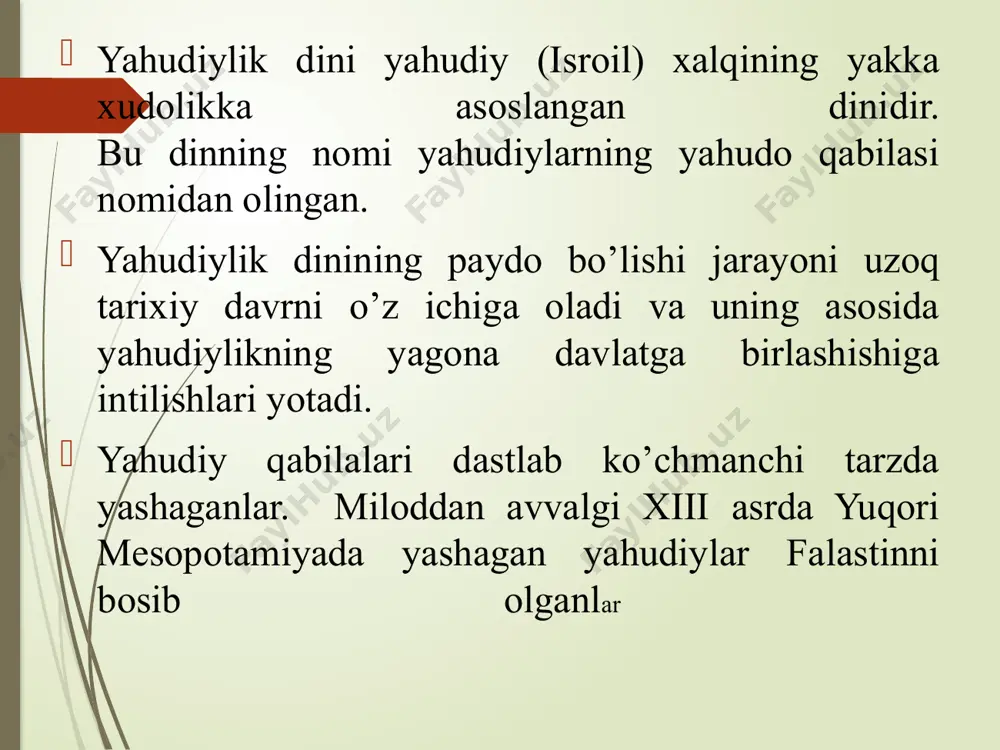 , aslida bu fikr notо‘g‘ri, «yahudiy» sо‘zi banu isroil xalqi ustidan hukmronlik qilgan ya’qub payg‘ambarning о‘g‘li yahudo nomiga nisbat berilgan. yahudiy xalqining yana bir nomi banu isroil bо‘lib, isroil – ya’qub payg‘ambarning ikkinchi ismi, banu – «bolalar» ma’nosini beradi, ya’ni – «isroil avlodlari». yahudiy xalqiga nisbatan ishlatiladigan yana bir atama yevrey sо‘zi zamonaviy adabiyotlarda «yahudiy» sо‘zining aynan tarjimasi sifatida ishlatiladi. ammo bu ikki sо‘zning etimologiyasi turlicha: yevrey qadimiy somiy tillardagi ibriy sо‘zining о‘zgargan shaklidir. ibriy sо‘zi (arab. ‘abara-ya’buru – «kechib о‘tmoq» fe’lidan) «kechib о‘tganlar» ma’nosini beradi. tarixdan ma’lumki, yahudiy qabilalari urdun (iordan) daryosini kechib, hozirgi falastin hududiga kelganlar. shuning uchun ularga ibriylar yoki ibroniylar («kechib о‘tuvchilar») nomi berilgan. xo’sh muso qay tariqa bu din payg’ambariga aylangan? isroil (yahudiy) xalqi imromdan (oliy otadan) boshlanadi. “isroil” so’zi imromning nevarasi ya’qubning ikkinchi nomi bo’lib, u “xudo bilan kurashgan” degan ma’noni anglatadi. ya’qub tushida xudo bilan olishgani uchun shunday nom bilan atalgan. yahudiylik millat …