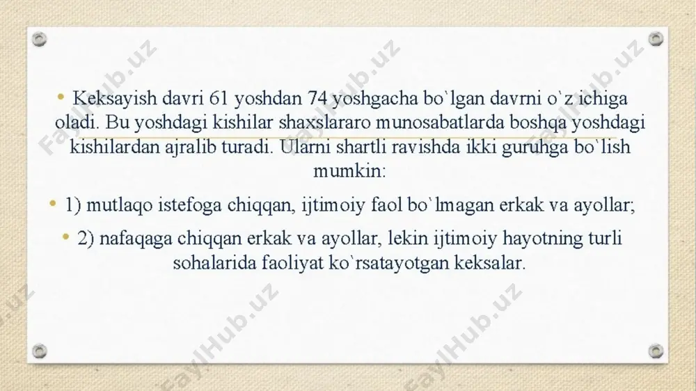 dagi 17-22 foiz to‘qimalar qisqarib boradi. keyin esa oshqozon, qizilo‘ngach, o‘n ikki barmoqli ichak, o‘t qobig‘i, oshqozon osti bezi hamda buyraklardagi 11-30 foiz, bir o‘zi besh xil funksiyani bajaradigan jigardagi 12-14 foiz to‘qimalarda atrofiya boshlanadi. natijada insonlarning funksional va reaktiv imkoniyatlari pasayadi. tadqiqotlarga ko‘ra, odamlar aslida 100-120 yoshda fiziologik qariy boshlaydi. biologik qarish psixik jarayonlar, holatlar, xususiyatlar va xatti-harakatlarda keskin o‘zgarishlarni vujudga keltiradi. aksariyat sezgi organlari zayiflashadi, asab sistemasi kuchsizlanadi, ma’lumotlarni qabul qilish va ularni qayta ishlash, mohiyatni anglash, u yoki bu holatlarga diqqatni to‘plash va unda muayyan muddat tutib turish qiyinlashadi. irodaning kuchsizlanishi og‘riq sezgilariga nisbatan bardoshlilik tuyg‘usini emira boshlaydi. natijada tashqi ta’sirni qabul qilishda diqqatni saralash xususiyati o‘z ahamiyatini yo‘qotib borishi sababli keksa odam bola tabiat, arazchan, ko‘ngli bo‘sh, hissiyotga beriluvchan xarakterli bo‘lib qoladi. biologik qarish psixik jarayonlar, holatlar, xususiyatlar va xatti-harakatlarda keskin o‘zgarishlarni vujudga keltiradi. aksariyat sezgi organlari zayiflashadi, asab sistemasi kuchsizlanadi, ma’lumotlarni qabul qilish va ularni …