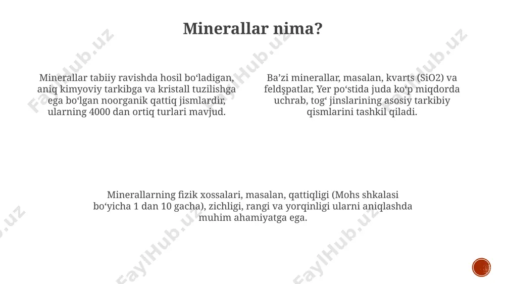 qattiqligi mohs shkalasi bo'yicha 1 dan 10 gacha o'zgarib turadi, masalan, talk 1, olmos esa 10 ballga ega. bu ularning kristall panjaralari tuzilishi bilan bog'liq. tug'ma elementlarning 90% dan ortig'ini metallar tashkil etadi, qolgan qismi esa nometall va yarim metallarga to'g'ri keladi, bu ularning yer po'stlog'idagi tarqalishini aks ettiradi. oltingugurt (s) va olmos (c) kabi tug'ma elementlar kimyoviy jihatdan juda inert bo'lib, yagona atomlardan iborat kristallar hosil qiladi va shu sababli juda barqaror hisoblanadi. haloid minerallar galogen minerallar, masalan, galogenidlar guruhiga kiruvchi tuzlar, nacl (osh tuzi) kabi 10 dan ortiq mineralni o'z ichiga oladi va ularning kristall tuzilishi kubik shaklda bo'ladi. galogen minerallarning qattiqligi mohs shkalasi bo'yicha 2,5 dan past bo'lib, ular nisbatan yumshoq hisoblanadi va osonlik bilan tirnaladi, shuningdek, ularning zichligi past bo'ladi. galogen minerallarning asosiy tarkibiy qismi galogen anionlari (f⁻, cl⁻, br⁻, i⁻) bo'lib, ular metall yoki boshqa kationlar bilan birikib tuzlar hosil qiladi, misol uchun, fluorit (caf₂) …