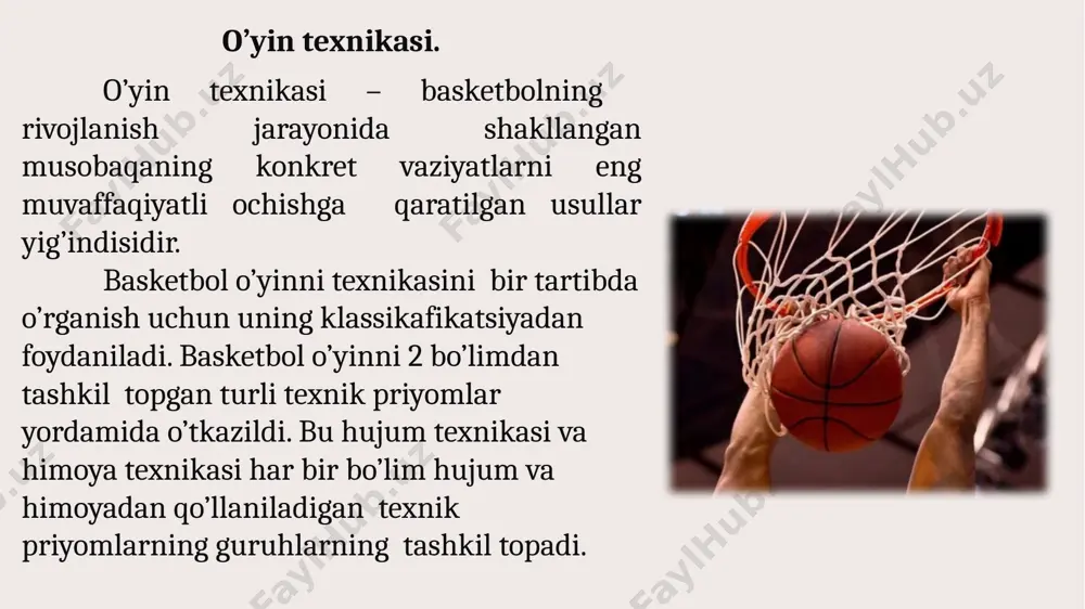 d) va pastlab (tizzadan past) hamda dumalab va maydondan sapchib kelayotgan to’plarni ilishlarga ajratiladi. o’rtacha balandlikda kelayotgan to’pni ikki o’qllab ilish eng asosiy usullardan hisoblanadi. basketbolchi bir oz bo’shashgan qo’llarni uchib kelayotgan to’pga qarshi to’g’irlaydi. panjalar yarim oysimot ochilgan bosh barmoqlarni bir-birlariga qarab yo’naltirilgan, qolganlari esa oldinga yuqoriga qaratib keng yoyilgan bo’ladi. to’p barmoqlarning ichiga tegishi bilanoq basketbolchi uni mahkam ilib oladi, to’pning uchish tezligini kamaytiradi. keyingi harakatlarni bajarish uchun u qulay holatini egallaydi va qo’llarini bukib to’pni gavdaga yaqinlashtiradi. 6 to’pni uzatish. to’pni uzatish asosiy texnik usul hisoblanadi. uning yordamida basketbolchilar o’zaro harakatlarini bajaradilar. o’yin davomida uzatishning har xil usullari qo’llaniladi. o’yin sharoitiga qarab uzatishlar turli: dastlabki holatlardan bir joyda turib harakatda sakrab; har hil harakatlarda yaqin masofaga, uzoq masofaga, past va yuqori troyektoriya bilan yo’nalish bo’yicha maydonning eni, bo’yi, diognali bo’ylab bajarilishi mumkin. ikki qo’llab ko’krakdan va yuqoridan to’p uzatish usullari zamonaviy basketbolda ko’proq ishlatiladi. ko’krakdan ikki qo’llab …