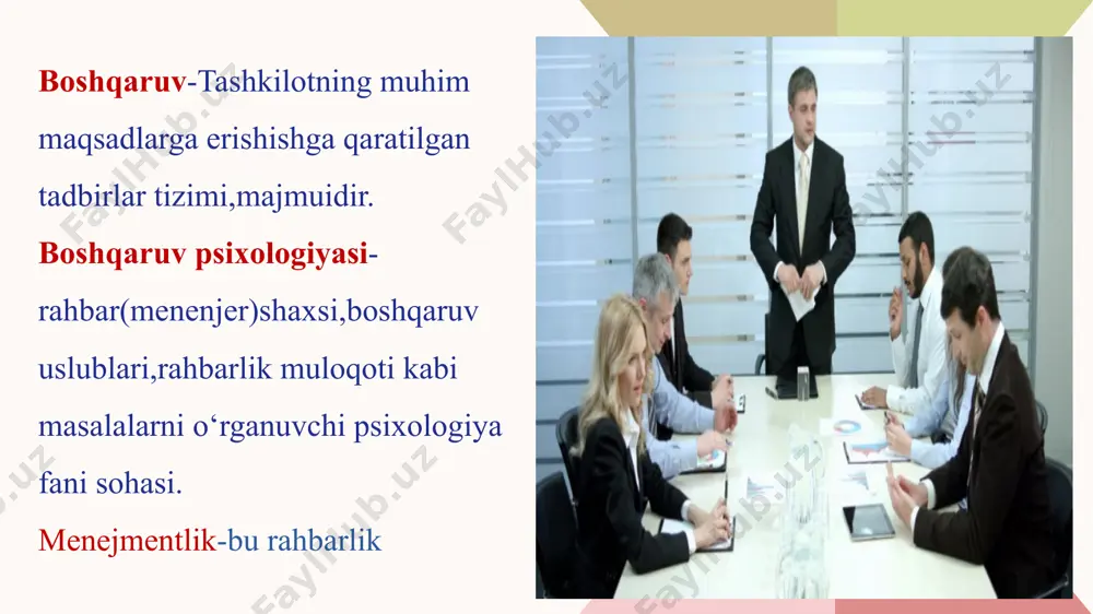 o’nalishiga qarab, uzoqroq muddatda yoki qisqa muddatda ro`y beradi rahbarning liderdan farqi yana shundaki, u liderda yo`q bo`lgan jazolash va ragbatlantirish tizimiga ega bo`lib, shu asosda o`z xodimlariga ta’sirini o`tkazishi mumkin rahbar-jamoaning rasmiy tizimida yuqori mavqeni egallovchi shaxs. lider-norasmiy tizimda yuqori mavqeni egallovchi shaxs o‘zingizdagi rahbarlikni takomillashtirishni boshlang ibrat bo‘ling. rahbar aytayotgan gap-muhim, uning qilayotgani esa undan-da muhim. odamlar va’da berib, o‘z so‘zining ustidan chiquvchi rahbarning ortidan ergashishadi. muddatida bajarilmagan ishlar, ehtimolki, boshqaruvning uquvsizligiga to‘la-to‘kis dalolat bo‘lmas, lekin boshqalarga ibrat bo‘la olmaslik aynan shundan darak beradi. lidеrni natijasiga ko‘ra baholashadi natija esa odamlar liderga ishonch bildirishganidagina yuzaga chiqadi. muvaqqiyatli lider qiyofasi ayni shu - ikki tomonlama ishonchga asoslanib namoyon bo‘ladi. lider o‘zining shunday barqaror qiyofasini saqlash uchun bir necha maslahat mavjud. fikringizni himoya qiling. rahbarning asl qiyofasi mushkul damlarda o‘zini qanday tutishida ko‘rinadi. opportunizm (proletariatning manfaatlarini burjua manfaatlariga bo‘ysundurishga, burjua bilan hamkorlik qilishga inqilobiy kurash yo‘lidan voz kechishga undovchi oqim) …