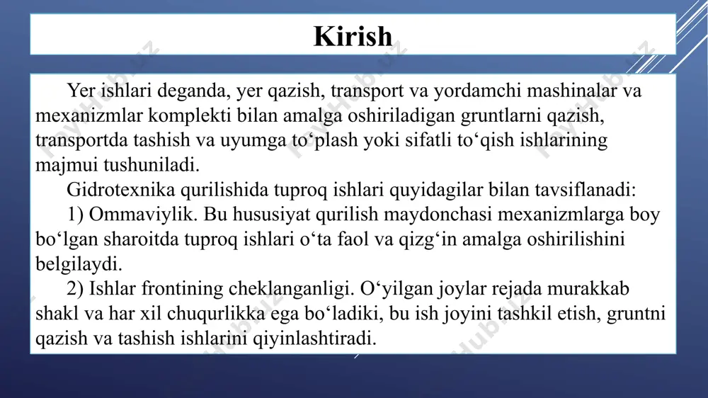 i; - hartumning burilish burchagi ( b= 10 ... 15 ); 1, 2, 3 – cho’michning ko’tarish, yuklash va yuk to’qish paytidagi holati. yer ishlarida draglaynlarni qo’llash quruq gruntli keng kotlovanlarda transportga ishlash chog’ida gruntni qazib olishning mokisimon usullaridan foydalaniladi. bunda ag’darma mashinalar qazilmaga kiradi (1 (v, g)-rasm). ko’ndalang-mokisimon usulda grunt ag’darma mashinaning har ikki tomonidan navbatma-navbat olinadi, bunda cho’mich yukini kuzovga tashlash jarayonida hartumning burilishi to’xtatilmaydi. bo’ylamamokisimon usulda grunt kuzovning orqa devori qarshisidan olinadi. yuk tushirilgach, cho’mich ag’darma mashinaga nisbatan bo’ylamasiga mokisimon harakat qilib, tag’in grunt olish joyiga qaytib keladi. grunt qazib olishning mokisimon usullari yordamida ekskavator ish davrining davomiyligi 25% ga qisqaradi. yer ishlarida draglaynlarni qo’llash draglayn ekskavatorlarini qo’llab yer ishlarini mexanizatsiyalash draglayn uskunalari gidrotexnika, erlarning meliorativ holati va yo'l qurilishi sohasida qazishmalar va daryolarni rivojlantirish, qurilish materiallari qazib olish, daryolar va kanallarni tozalash va chuqurlashtirish uchun ishlatiladi (ekskavator to'xtash joyi ostidagi qazish ishlari bilan). ish sxemasi va …