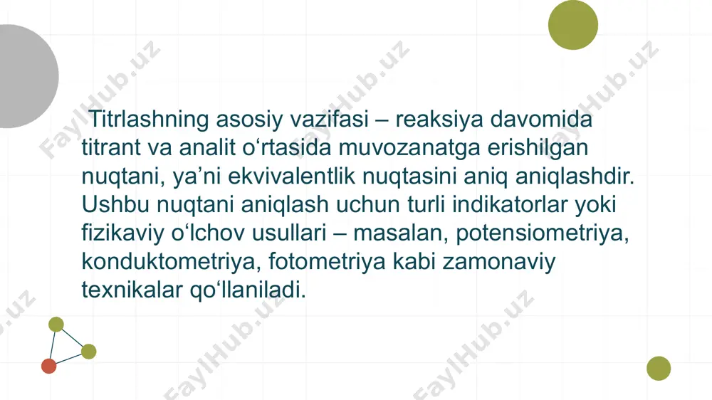 istemaning potensiali keskin sakrash bilan o`zgaradi. ii.2. potensiometriya. kuchli va kuchsiz kislotalarni va ishqorlar miqdorini aniqlash eritmadagi ionlar konsentratsiyasini potensiometrik metod bilan aniqlash metodning mohiyati. potensiometriya - analizning elektrokimyoviy metodi bo‘lib, elektrod potensialini o‘lchash va uning eritmadagi komponentlarning (aktivlik nuqtai nazaridan) hajmi, konsentratsiyasi va boshqalarga bog‘liqligi aniqlanadi. bu bog‘liqlikni ishlatgan holda ionlarning konsentratsiyasini aktivlik darajalarini aniqlabgina qolmay boshqa ko‘pgina kattaliklarni: sust elektrolitlarning disotsiyalanish konstantalari, kopleks biriklarning turg‘unligini, kam eriydigan elektrolitlar erish darajasini, moddalarining standart va real (olingan) potensiallari, kimyoviy reaksiyalarning stexiometrik koifitsentlarini, elekronlar sonini (oksidlanish-qaytarilishda ishtirok etgan) va boshqalarni aniqlash mumkin. kerakli asboblar, idishlar va reaktivlar: ph 340 elektron potensiometri; ion-selektiv elektrod; xlor-kumushli elektrod; analitik tarozi; 100 ml li o‘lchov kolbalari; byuks; distirllangan suv etalon eritmalar; vodoprovod suvi; to‘plamda mavjud bo‘lgan istalgan uchta tuz; kaliy nitrat tuzi aralashmasi; ishni bajarish tartibi metodning mohiyati. potensiometrik metod bilan aniqlanayotgan moddani titrlash davomida ayrim xususiyatlarini boshqarish mumkin. ekvivalentlik nuqtasiga olib keladi (potensial). potensiometrik …