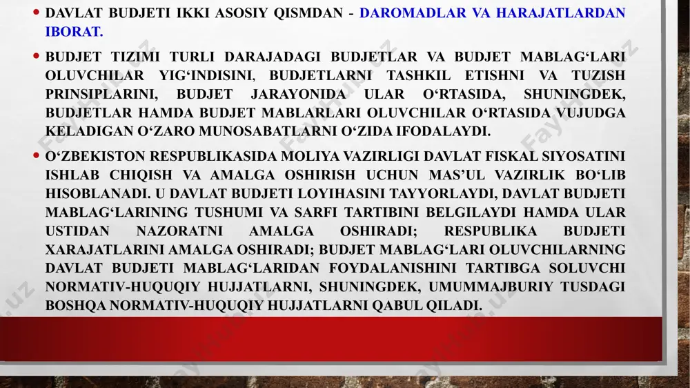 xususiyatlari o‘zbekiston respublikasi mustaqillikka erishganining birinchi yillarida soliq siyosatining vazifalari sobiq sovet davridan meros bo‘lib qolgan hududlar xo‘jalik mexanizmlarining balanslashtirilmagan sharoitlari, yuqori inflyatsiya va mamlakatning qiyin moliyaviy va iqtisodiy holatidan kelib chiqib belgilandi. davlat budjeti taqchilligini kamaytirish, aholini ijtimoiy himoya qilishga qaratilgan xarajatlarni moliyalashtirish uchun manbalar qidirib topish va iqtisodiyotning ishlab chiqarish bazalarini yangilash va zamonaviylashtirishning ustuvor vazifalarini bajarish soliq siyosati instrumentlaridan samarali foydalanishni zarur qilib qo‘ydi. shu maqsadda, 1992-1997 yillar davomida so­liq solish tizimini shakllantirish va takomillashtirish bo‘yicha ishlar davlat budjetining samarali va barqaror daromad bazasini yaratishga yo‘naltirilgan edi. asosiy soliqlardan biri qqs 1992 yilda 30 foizli stavka bo‘yicha kiritilishi natijasida sotish va oborot solig‘i bekor qilindi. keyinchalik qqs stavkasi bir necha marta ko‘rib chiqildi, u 1994 yildan 20 foizga, 1995 yilda 18 foizgacha va 1997 yilga kelib 17 foizgacha kamaytirildi. 1998 yildan qqs 20 foizli stavka bo‘yicha to‘lanmoqda. yuridik shaxslarga daromad (foyda) solig‘i qqs bilan bir vaqtda kiritildi …