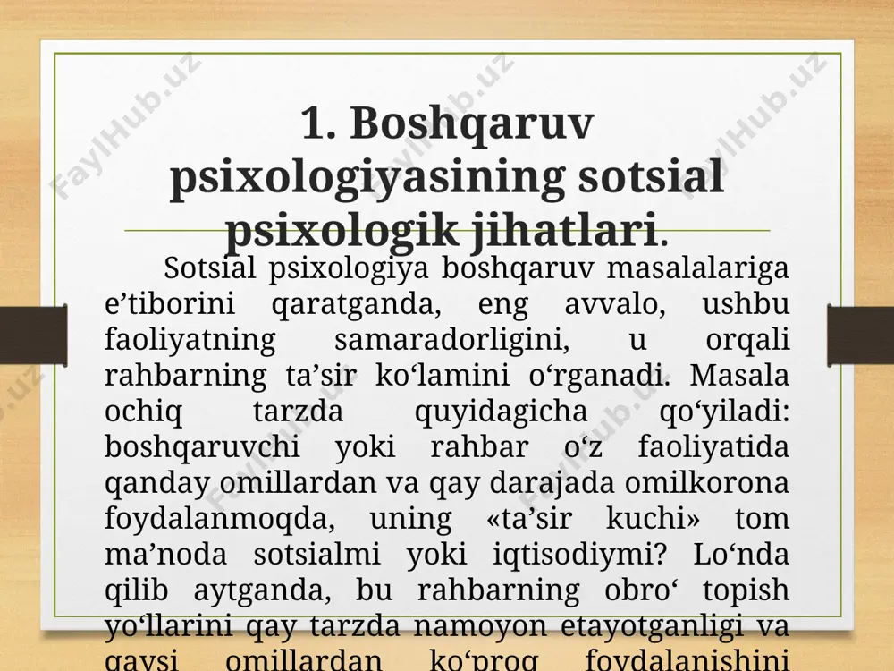 yatli liderlarda quyidagi asosiy xususiyatlar mavjud bo'lishi kerak: ishonchlilik: o'z qobiliyatlariga ishonch va boshqalar oldida ishonchli bo'lish. intellektual qobiliyat: muammolarni hal qilish va strategik fikrlash qobiliyati. o'z-o'zini nazorat qilish: o'z his-tuyg'ularini va harakatlarini boshqarish qobiliyati. maqsadga muvofiqlik: o'z maqsadlariga erishishga intilish va qiyinchiliklarga dosh berish. ijtimoiy qobiliyatlar: odamlar bilan yaxshi aloqalar o'rnatish va boshqalarni ilhomlantirish qobiliyati. xususiyatlar nazariyasi tarixan 20-asrning o'rtalarida rivojlandi. birinchi tadqiqotlar liderlarning muvaffaqiyatini ta'sir etuvchi xususiyatlarni aniqlashga qaratilgan edi. bu nazariya odatda ikki asosiy yo'nalishga bo'lingan: liderlik xususiyatlarini tadqiq qilish: bu yo'nalish liderlik xususiyatlarini o'rganishga qaratilgan. masalan, stogdillning tadqiqotlari (1948) liderlik xususiyatlari va ularning ta'siri haqida muhim natijalarni keltirib chiqardi. psixologik yondashuvlar: bu yondashuvlar, liderlikning shaxsiy xususiyatlari, psixologik holati va individual farqliliklari haqida ma'lumot beradi. xususiyatlar nazariyasiga ba'zi kamchiliklar ham mavjud: boshqa omillarni inobatga olmaslik: xususiyatlar nazariyasi ko'pincha liderlik muvaffaqiyatida kontekstual omillar va vaziyatlarni hisobga olmaydi. sifatlarning o'zgaruvchanligi: ba'zi xususiyatlar vaziyatga qarab o'zgarishi mumkin, bu esa nazariyaning …
