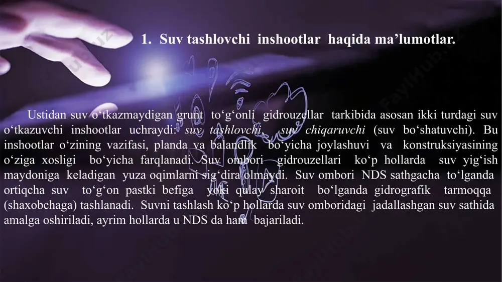 gichlar boshqariladigan (zatvorlar bilan) va boshqarilmaydigan (zatvorsiz, avtomatik) turlarga bo‘linadi. suv chiqargichlar ko‘p belgilari bo‘yicha yopiq suv tashlagichlarga o‘xshash. ularni har doim tabiiy gruntlarda joylashtiriladi. yuqori befda suv sathi o‘zgarishi kichik bo‘lsa ochiq rostlagichni qo‘llash mumkin. ko‘p hollarda yuqori befdagi sath o‘zgarishi sezilarli bo‘lsa yopiq suv chiqargichlar o‘rnatiladi. suv chiqargichlar bosimli va bosimsiz rejimda ishlashi mumkin. konstruksiyasi bo‘yicha suv chiqargichlar quvurli, tunnelli va kombinasiyalashgan (quvurli va tunnelli belgilar birikmasi) turlarga bo‘linadi. rostlovchi zatvorlar joylashishi bo‘yicha suv chiqargichlar quyidagicha farqlanadi: 1) suv chiqaruvchi trakt boshlanishidagi zatvorlar bilan (asosan quvurli suv chiqargichlar uchun), bu holatda odatda quyi qismida zatvorlar kamerasi, yuqorisida esa tutashtiruvchi mexanizmli estakadaga ega zatvorlarni boshqaruvchi minora o‘rnatiladi; ayrim hollarda minora o‘rnida pastki bef tomonidan yoki yuqori qiyalikda (yonbag‘irda) yotqizilgan maxsus nishab galereya bo‘ylab kirish mumkin bo‘lgan alohida xona ko‘zda tutiladi; 2) suv tashlash tarktining o‘rta qismidagi zatvorlar bilan; zatvorlarni bunday joylashtirish boshqaradigan minora o‘rnatib yoki o‘rnatmasdan quvurli hamda tunnelli …