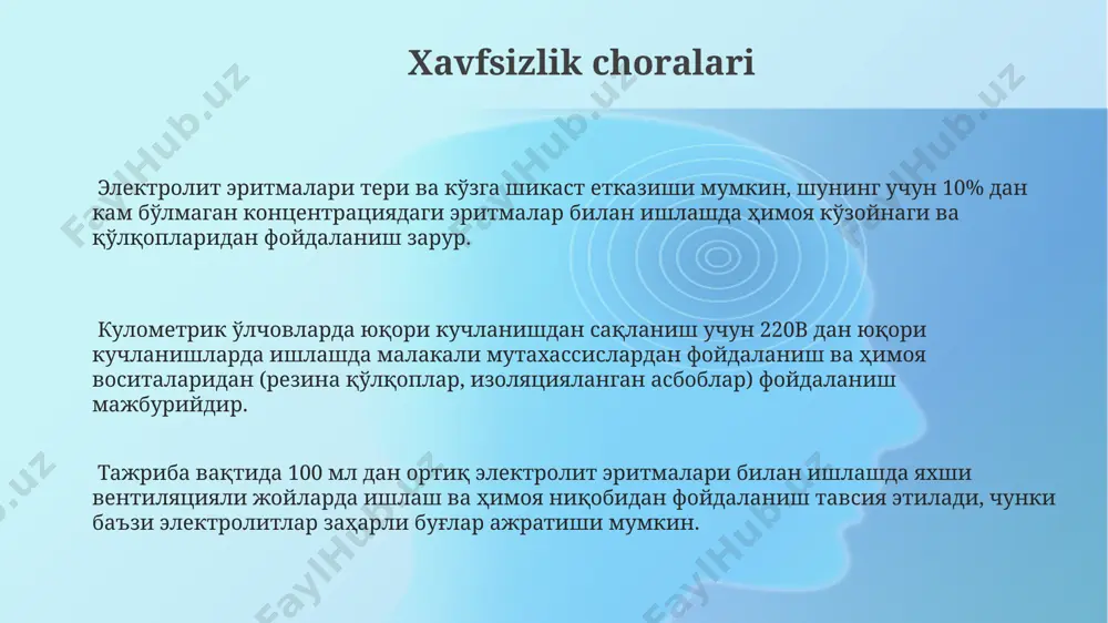 entsialni doimiy ushlab turadi, ikkinchisi esa tok kuchini. har ikkala usul ham yuqori aniqlik bilan o'lchovlar o'tkazish imkonini beradi. kulonometriyaning turlari kulometrik analizlarda 100% tok samaradorligiga erishish muhim bo'lib, bu elektrod reaktsiyasining to'liqligini va noxoh reaktsiyalarning yo'qligini ta'minlaydi. kulometriyaning potentsiostatik va galvanostatik turlari mavjud bo'lib, potentsiostatik usulda elektrod potentsiali doimiy saqlanib, tok kuchi o'zgaruvchan bo'ladi, galvanostatik usulda esa aksincha. kulometriyada ikkita asosiy turdagi elektrolitlar: elektroaktiv moddasi eritmaning katta miqdordagi ionlari va elektroaktiv moddasi eritmaning kichik miqdordagi ionlaridan foydalaniladi. analitik signallarni qayta ishlash kulometrik ma'lumotlarni fure transformatsiyasi va vavelet tahlili kabi raqamli signallarni qayta ishlash usullari yordamida tahlil qilish, 5-10 marta tezlikni oshirish imkonini beradi. kulometrik ma'lumotlarni qayta ishlashda, 0,1-1% xatolik bilan yuqori aniqlikdagi natijalarni olish uchun, signallarni noiste'mol va shovqinlardan tozalash algoritmlaridan foydalaniladi. differentsial kulometriyada ikkita elektrodning signallari o'rtasidagi farqni hisoblash orqali, 10⁻⁶ a darajasidagi zaif tok signallarini aniqlash mumkin. kulonometrik analizning asosiy printsiplari analiz jarayonida potensialning doimiyligi yoki tokning …