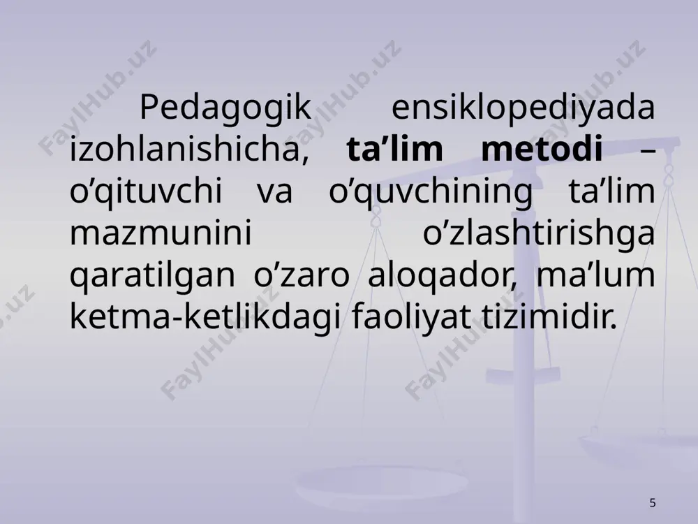 hqlar, amaliy va laboratoriya ishlari, mustaqil ishlarning ba’zi turlari kiradi. 22 ii. o’quvchi fikrining yo’nalishi bo’yicha: induksiya, deduksiya va analogiya induksiya metodi bilishning shunday yo’liki, bunda o’quvchining fikri birlikdan umumiylikka, xususiy xulosalardan umumiy xulosaga boradi. induktiv xulosa – xususiydan umumiyga qarab boradigan xulosadir. boshlang’ich sinflarda juda ko’p tushunchalar yoki qoidalar induktiv tarzda o’rganiladi. 23 deduksiya metodi bilishning shunday yo’liki, bu yo’l umumiyroq bilimlar asosida yangi xususiy bilimlarni olishdan iboratdir. deduksiya bu umumiy qoidalardan xususiy misollarga va qoidalarga o’tishdir. 24 analogiya metodi – shunday xulosaki, bunda predmetlar ba’zi belgilarining o’xshashligi bo’yicha bu predmetlar boshqa belgilari bo’yicha ham o’xshash, degan taxminiy xulosa chiqariladi. analogiya “xususiydan xususiyga boradigan”, bir konkret dalildan boshqa aniq dalilga boradigan xulosadir. 25 butunni uning tashkil etuvchi qismlarga ajratishga yo’naltirilgan fikrlash (tafakkur) usuli analiz deb ataladi. predmetlar yoki hodisalar orasida bog’lanishlar o’rnatishga yo’naltirilgan tafakkur usuli sintez deb ataladi. 26 taqqoslash usuli qaralayotgan sonlar, arifmetik misollar, masalalarning o’xshash va farqli …