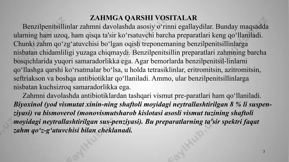 nlashtirish maqsadida 2-3 ta preparatni birga qo‘llash (kombinatsiya qilish) lozim, chunki sil mikobakteriyalarining bir paytda bir necha preparatga nisbatan chidamliligi kamdan-kam hollarda yuzaga chiqishi mumkin yoki umuman rivojlanmaydi. 10 sil kasalligini davolashning asosiy kamchiliklaridan biri silga qarshi preparatlarning allergik va noallergik nojo‘ya ta'sirlaridir. bundan tashqari, antibiotiklar qo‘l-lanilganda superinfeksiya yuzaga chiqishi mumkin. ayrim preparatlarning hayot uchun xavfli bo‘lgan nojo‘ya ta'sirlar keltirib chiqarishi (gepato-, nefro-, neyrotoksik, qon yara-tilishining buzilishi) ularni ishlatishga qarshi ko‘rsatma bo‘ladi. silga qarshi preparatlar faolliklari bo‘yicha quyidagi guruhlarga bo‘linadi: i guruh – eng yuqori samaradorlikka ega bo‘lgan pre-paratlar: izoniazid va rifampitsin; ii guruh – o‘rtacha samaradorlikka ega bo‘lgan prepa-ratlar: etambutol, streptomitsin, etionamid, pirazina-mid, kanamitsin, sikloserin, florimitsin; iii guruh – samaradorligi past bo‘lgan preparatlar: pask, tioatsetazon. 11 silga qarshi i guruh preparatlari a) sintetik vositalar izoniazid (tubazid, izonitsid) – izonikotinat kislotasi gidrazidlari guruhining asosiy vakili bo‘lib hisoblanadi. sil mikobakteriyalariga qarshi yuqori faollikka ega (strepto-mitsindan ustun). streptomitsindan farqli ravishda hujayra ichida …
