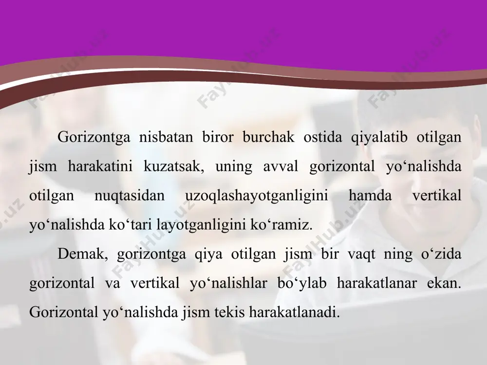 h vaqti: gorizontga burchak ostida otilgan jism gorizontal yo‘nalishda tekis harakat qiladi. shu bois jismning uchish uzoqligi tezlikning faqat gorizontal tashkil etuvchisiga bog‘liq bo‘ladi. uchish uzoqligini hisoblash uchun uchish vaqtining ifodasini sx= v0 · t = v 0x · t · cosα ifodaga qo‘yamiz va ega bo‘lamiz. bu ifodadan ko‘rinadiki, gorizontga nisbatan burchak ostida otilgan jismning uchish uzoqligi otilish burchagiga bog‘liq. 1.12-rasmda jismning uchish uzoqligi va ko‘tarilish balandligining otilish burchagiga bog‘liqligi keltirilgan. rasmdan ko‘rinadiki burchak ortib borishi bilan ko‘tarilish balandligi ham ortib boradi. jismning uchish uzoqligi dastlab otilish burchagi ortishi bilan ortadi va 45° ga teng bo‘lganda maksimal qiymatga erishadi. so‘ngra burchak ortishi bilan uchish uzoqligi kamayadi. gorizontga nisbatan burchak ostida otilgan jismning harakat trayektoriyasining tenglamasini keltirib chiqaramiz. buning uchun tenglamaga (1.29) tenglamadan vaqtni topib qo‘ysak, trayektoriya tenglamasi quyidagi ko‘rinishda ekanligi kelib chiqadi: demak, gorizontga qiya otilgan jism koordinata boshidan o‘tuvchi parabola bo‘ylab harakatlanar ekan, chunki x = 0 da …