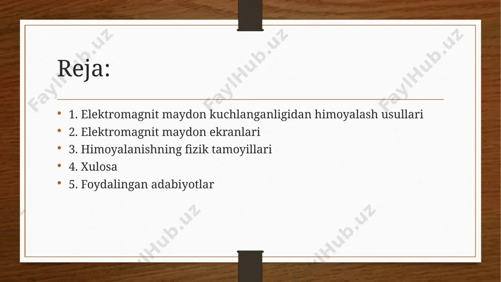 ik va elektromagnit ekranlash ajralib turadi. ko'rib chiqilayotgan chastota diapazoniga qarab ba'zi o'ziga xosliklar ham mavjud. yuqori chastotali maydonlarni ekranlash ikkita asosiy jismoniy xususiyatga asoslanadi - bir muhitdan ikkinchisiga o'tganda elektromagnit to'lqinlarning aks etishi va yutilishi . bu ikkala effekt ham ekran orqasidan o'tadigan elektromagnit to'lqinning energiyasini kamaytiradi. ko'pincha o'tkazgich qalqon materiali sifatida ishlatiladi. bizning himoya materiallari (qalqon bo'yoqlardan tashqari) to'rni tashkil etuvchi metall tolalarni (mis, kumush yoki po'lat) o'z ichiga oladi. aynan shu to'r himoya ekrani bo'lib xizmat qiladi. elektromagnit to'lqin ekran bilan o'zaro ta'sir qilganda, uning yuzasidan qisman aks etadi, qisman ekran devoriga kiradi, u erda qisman so'riladi, uning devorlaridan qayta-qayta aks etadi va oxir-oqibat qisman ekranlash maydoniga kiradi. bundan tashqari, yuqoridagi barcha jarayonlar elektromagnit to'lqinning energiyasini yo'qotish bilan birga keladi va shuning uchun uning ta'sirini zaiflashtiradi. past chastotali maydonlarni ekranlash o'ziga xos xususiyatlarga ega. bu erda asosiy rolni ekran materialining polarizatsiyasi va mıknatıslanma jarayonlari o'ynaydi . ekranning …