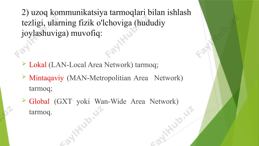 modulyatsiya va teskari demodulyatsiya o’zgartirish qurilmasidir. modem asosan quyidagi vazifalarni amalga oshirishi mumkin: uzatishda – keng polosali impulslarni modulyasiyalash raqamli kodni tor polosali analogli sinallarga uzgartirish; qabul qilishda – qabul qilingan signalarni xalaqitlardan tozalab va demodulyasiyalab tor polosali impulslarni keng polosalilarga aylantirish. konsentratorlar (hub) bu shunday qurilmaki tarmoqlarni birlashtirish, taqsimlash, kanallarni ajritish vazifalarini bajara oladi. bu qurilma faqat lokal tarmoqlarda qo’llanilib 8, 16, 32 ta kompyuter kanallarni o’zida mujassam qila oladi. konsentrator server bilan va serversiz xam ishlash qobiliyatiga ega. bu qurilmaning avzalligi shundaki, agar bir kompyuter kanali ishdan chiqib qolsa unda boshqa kanalar o’z ish qobiliyatini yo’qotmaydi. konsentratorlar asosan bir binodagi kompyuterlar tarmog’ini ulash va ishlatish uchun qo’llaniladi. konsentratorlarni yana bir xususiyati bir necha konsentratorlarni bitta tarmoqqa ulab foydalauvchilar sonini oshirish imkoniyati yaraladi. marshrutizatorlar (router) manitiqiy ulanmagan tarmoqlarni ulaydi, ma’lumotlarni bir tarmoqdan ikkinchisiga moslashtirb, ma’lumotlarni marshrutlab, bayonnomalarni o’zgartirish ishini amalga oshiradi. mantikiy kanal yaratish yuli bilan bir kanalni vaktincha …