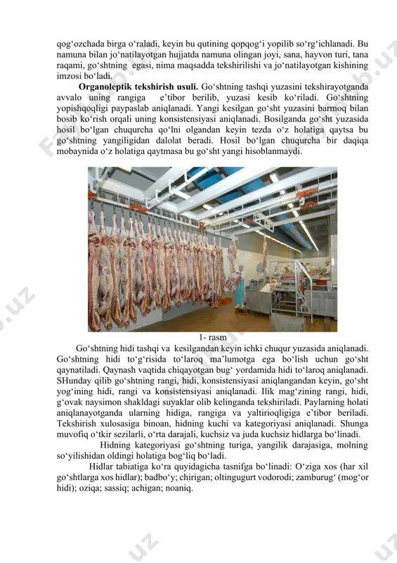 urtkasi ro‘parasidan b) tana go‘shtidan - ko‘krak sohasi qismidan s) sonning qalin muskullaridan laboratoriyaga jo‘natilish paytida har qaysi namuna pergament qog‘ozlarga alohida-alohida o‘raladi. namuna o‘ralgan pergament qog‘oziga oddiy qalam bilan go‘sht olingan tana raqami, to‘qimaning nomi yoki tekshirish uchun olingan organning nomi yoziladi. bir tana go‘shtidan olingan namunalarni temir qutiga joylashtirishda ular paket qog‘ozchada birga o‘raladi, keyin bu qutining qopqog‘i yopilib so‘rg‘ichlanadi. bu namuna bilan jo‘natilayotgan hujjatda namuna olingan joyi, sana, hayvon turi, tana raqami, go‘shtning egasi, nima maqsadda tekshirilishi va jo‘natilayotgan kishining imzosi bo‘ladi. organoleptik tekshirish usuli. go‘shtning tashqi yuzasini tekshirayotganda avvalo uning rangiga e’tibor berilib, yuzasi kesib ko‘riladi. go‘shtning yopishqoqligi paypaslab aniqlanadi. yangi kesilgan go‘sht yuzasini barmoq bilan bosib ko‘rish orqali uning konsistensiyasi aniqlanadi. bosilganda go‘sht yuzasida hosil bo‘lgan chuqurcha qo‘lni olgandan keyin tezda o‘z holatiga qaytsa bu go‘shtning yangiligidan dalolat beradi. hosil bo‘lgan chuqurcha bir daqiqa mobaynida o‘z holatiga qaytmasa bu go‘sht yangi hisoblanmaydi. 1- rasm go‘shtning …