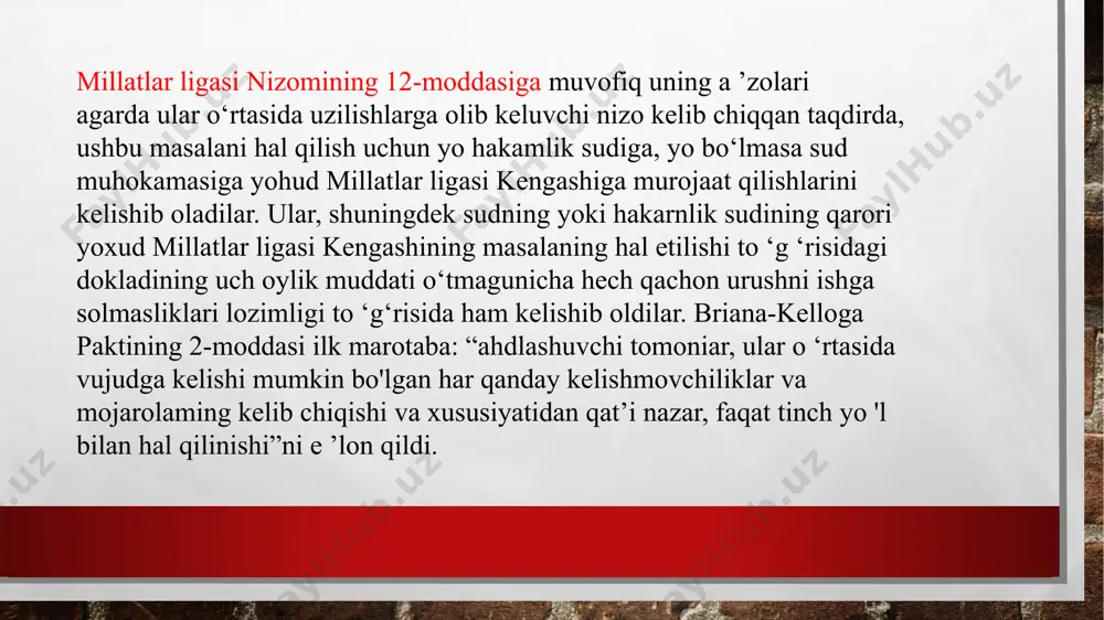 osdagi iqtisodiy, ijtimoiy, madaniy va insonparvarlik xarakterdagi muammolarni hal qilishda xalqfarovonligini oshirish, xalqaro barqarorlik va tinchlikni, o‘zaro ishonch va hamjihatlikni qomlab-quwatiashda o‘zaro yordam berishlarini anglatadi. mazkur prinsip bmt nizomining 2-moddasida mustahkamlanmagan. ammo u hozirgi zamon xalqaro huquqning asosiy prinsipi sifatida bmt va boshqa xalqaro tashkilotlar faoliyatining asosini tashkil etadi. 1975-yilgi yakuniy hujjatda (unga qo‘shilgan xalqaro huquq prinsiplari to ‘g ‘risidagi deklaratsiya) ix prinsip “davlatlar o ‘rtasidagi hamkorlik” deb nomlangan. ushbu prinsipga muvofiq a’zo davlatlar “bmt nizomi prinsiplari va maqsadlariga muvofiq barcha sohalarda birbirlari bilan yoinki barcha davlatlar bilan bo‘ladigan hamkorliklarini rivojlantiradilar”. shunga qaramay, yuzaga kelgan o‘z suverenitetligi tufayli har bir davlat tashqi aloqalar sohasida o'zining hamkorlik shaklini tanlashida erkin hisoblanadilar.davlatning hamkorlik prinsipi, shuningdek xalqaro nizolarni tinch yo‘l bilan hal qilish prinsipi kabi xalqaro huquqning funksional prinsipi hisoblanadi. hamkorlik bu davlatning o 'z manfaatlarini amalga oshirishning yagona qonuniy usulidir, riegaki ularning hech qaysisi avtarkiya (zarur narsalami chetdan olmasdan o ‘zi etishtirishga …