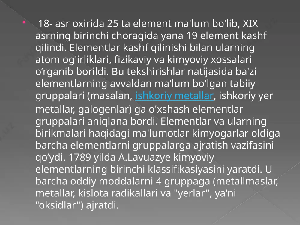 ri ma'lum qonuniyat bilan o’zgarib boradi. litiy tipik metall; undan keyin keladigan berilliyda metallik xossalar ancha kuchsiz ifodalangan. berilliydan keyingi element - bor metallmaslik xossalarini namoyon qiladi ugleroddan ftorga o’tganda metallmaslik xossalari kuchayadi, ftor eng tipik metallmas sifatida topilgan elementdir, ftordan keyingi element - natriy (o’sha zamonda neon xali ma'lum emas edi) – o’z xossalari bilan litiyga o'xshaydi. uning oksidi na2o o’z shakli bilan litiy oksid li2o ga o'xshashdir. d.i.mendeleyev o‘zi kashf etgan davriy qonunni quyidagicha ta'rifladi: elementlarning xossalari, shuningdek ularning birikmalarining shakl va xossalari elementlarning atom og'irliklariga davriy ravishda bog'liq bo'ladi. d.i.mendeleyev davriy qonunni kashf etishda elementlarning atom og'irlik qiymatlariga, fizik va kimyoviy xossalariga e'tibor berdi. u barcha elementlar bo’ysunadigan davriy qonunni kashf qildi va ba'zi elementlar (chunonchi, berilliy, lantan, indiy, titan, vanadiy, erbiy, seriy, uran, toriy) ning o’sha vaqtda qabul qilingan atom og'irliklarini 1.5-2 marta o’zgartirish, ba'zi elementlarning (kobalt, tellur, argonning) joylashish tartibini o’zgartirish kerakligini va nixoyat 11 …