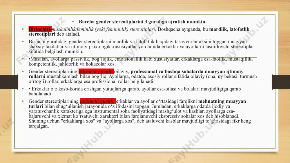 azmuni va madaniy xilma-xillik turli madaniyatlarda gender stereotiplarining mazmuni biroz oʻxshashdir. misol uchun, 25 mamlakat talabalari oʻrtasida oʻtkazilgan tadqiqotga koʻra, tegishli madaniyatlarda jasorat, mustaqillik, kuch, hokimiyat va hukmronlik istagi erkaklarga, noziklik, qaramlik, xayolparastlik, emotsionallik, boʻysunish va zaiflik ayollarga tegishli fazilatlar degan fikrlar olindi. boshqa tomondan, xuddi shu tadqiqot dangasalik, takabburlik, maqtanchoqlik va tartibsizlik kabi fazilatlar turli madaniyatlarda turli jinslarga tegishlilikni ham isbotladi. gender stereotiplari maʼlum bir jamiyatda qabul qilingan gender rollariga bogʻliq boʻlgani sababli, ularning mazmuni va ifodalanish darajasi turli madaniyatlarda farq qilishi va tarix davomida bir madaniyat doirasida gender rollari bilan birga oʻzgarishi mumkin gender stereotiplarining salbiy tomonlari: ijtimoiy munosabatlarga ta'siri: • tengsizlik va kamsitish: gender stereotiplar ayollar va erkaklar o'rtasida tengsizlik va kamsitishga olib keladi. ayollar ish joylarida, ta'lim muassasalarida va siyosiy hayotda kamsitilishga duch kelishlari mumkin. • gender zo'ravonlik: gender stereotiplar ayollarga nisbatan zo'ravonlikni oqlashi mumkin. agar jamiyatda erkak kishi ayolini "tarbiyalash" huquqiga ega degan fikr mavjud …