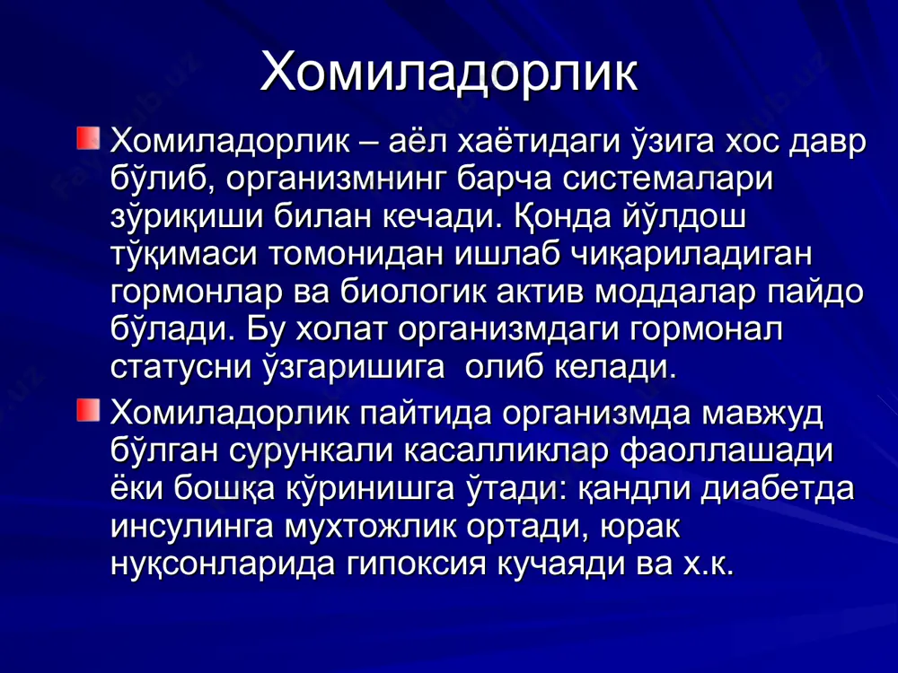 ар. * кечки гестозлар кечки гестозларга шиш, нефропатия, преэклампсия ва эклампсия киритилади. хозирги пайтда кечки гестозларни ифодалашда «ерн-гестоз» (edema, proteinuria, hypertensia) ибораси кулланилади. бу симптомлар асосий диагностик белгилар хисобланади (шиш, протеинурия, кон босимни кутарилиши). кечки гестозларнинг турлари унинг боскичлари хам хисобланади. инглиз тилида ёзилган адабиётларда ерн-гестозларнинг биринчи уч тури «преэкслампсия» дейилади ва шунинг учун икки тури ёки боскичи фаркланади. кечки гестозлар кечки гестозлар хомиладорликни 32 -34 хафталарида ривожланади. кечки гестозлар 8-12% холларда учрайди. кечки гестозлар одатда биринчи хомиладорликда, айникса хомила эгизак булганда куп ривожланади. ерн-гестоз назариялари ерн-гестозлар патогенезини тушунтиришга каратилган 30 дан куп назариялар мавжуд. бу эса гестозлар патогенези охиригача урганилмаган дегани. гестозларни сабаби мнс касалликлари, эндокрин системаси касалликлари, простагландинлар синтези, буйрак артерияларини босилиши ва х.к. булиб уларнинг сони янада куп булиши мумкин, чунки турли аъзоларда турли узгаришлар кузатилади. гестозларнинг сабаблари афсуски, хозиргача гестозларнинг бирламчи сабаблари ноаник колмокда. лекин бугунги кунда икки асосий патогенетик звено хакида етарли маълумотлар тупланган. кечки …