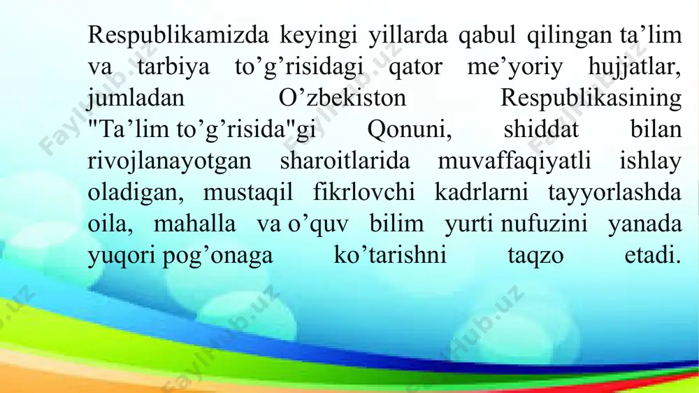 holda ijtimoiy faoliyatga tortish, jismonan baquvvat bo’lishini ta’minlash, maishiy mehnat faoliyati orqali turli kasblarga yo’naltirish, o’smirlar sinflari va jamoatchilik orasida o’z o’rnini topa olishiga ko’maklashish, o’z hatti-harakatlari uchun jamiyat, qonun va ota-onalari oldida javobgarlik tuyg’usini shakllantirish, ijtimoiy faolligi va mustaqil dunyoqarashini yuzaga keltirish. beshinchi bosqich. yoshlarni (16 yosh va undan yuqori) dunyo andozalariga mos bilim olishlari, kasb tanlashlari, mustaqil hayotga tayyorgarliklarini ta’minlash. ularning imkoniyatlari darajasida ta’lim olishlariga, tanlagan kasblari bo’yicha ish bilan ta’minlanishlariga, iqtisodiy mustaqil bo’lishlariga shart-sharoit yaratish. vatan, davlat va jamiyat oldidagi fuqarolik burchlarini ado etishga javobgarlik hissini to’la shakllantirish, mustaqil oila qurishga tayyorlash. oila boshqa tarbiyaviy muassasalardan farqli pavishda odamning butun hayoti davomida uning barcha tomonlariga, qirralariga ta’sir ko’rsatishga qodirdir va odatda ta’sir ko’rsatadi. oila tarbiya vazifasining bu ulkan miqyosi uning mafkuraviy va psixologik ta’­sir ko’rsatiishning chuqur o’ziga xosligi bilan uyg’unlashib ketadi. bu esa uni oliy darajada ta’sirchan qilibgina qolmay, shu bilan birga shaxsni shakllanti­rish jarayonining zarur buginiga …
