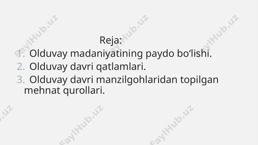 ida odamlar ilk vatani afrika hududida yashab qolmasdan, boshqa joylarga ham tarqaladi. yaqin sharq hududidagi ubeydiya (isroil) yodgorligidan topilgan chopping va har xil uchrindilarni tadqiqotchilar olduvay davrining o‘rta bosqichi bilan sanalaydi. yevropada joylashgan yodgorliklardan topilgan tosh qurollarini tadqiqotchilar olduvay davrining so‘nggi bosqichiga oid, deb hisoblaydi. shiyyak i (fransiya) makonidan topilgan tosh qurollari taxminan 1,0 mln. yillik bilan sanalangan. yevropa qit’asining eng qadimgi odamlar tomonidan o‘zlashtirilishi to‘g‘risidagi nisbatan ishonchli ma’lumotlar vallone (fransiya) g‘oridan topib o‘rganilgan. ushbu makonning quyi qatlamidagi villafrank faunasi qoldiqlari saqlangan madaniy qatlamdan topilgan kam sonli chopper va uchrindilar mil. avv. 0,9 mln. yillik bilan sanalangan. chopper ishlanmasiga ega tosh quroli topilgan soleyyak (fransiya), izernya (italiya), shandaliya i (xorvatiya) makonlari ham yuqorida keltirilgan yodgorliklar bilan tengdoshligi yoki biroz yoshroq bo‘lishi taxmin qilinadi. olduvay davrining so‘nggi bosqichida sharqiy o‘rta yer dengizi hududiga kelib joylashgan eng qadimgi odamlar, kichik osiyodan dardanell va bosfor bug‘ozlari orqali bolqon yarim oroliga o‘tib, yevropaga tarqalgan. …