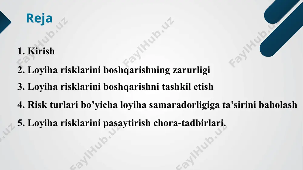 lik riski; ilm-texnika riski; informatsion risk; muddati bo‘yicha risklar quyidagilarga bo‘linadi: qisqa muddatli risklar; uzoq muddatli risklar; olinadigan natijaga qarab risklar: spekulyativ risk - ular ta’sirida katta zarar yoki katta foyda olish imkoniyati bor; sof risklar - ular ta’sirida nolga teng bo‘lgan zarar (foyda) ko‘rish mumkin; loyihaga ta’sir etish darajasi bo‘yicha risklar quyidagilarga bo‘linadi: mumkin bo‘lgan risklar - ular ta’sirida kutilgan foydadan ayrilish mumkin; kritik risklar - loyiha pul tushumlaridan ayrilish xatari; katastrofik risklar - daromaddan va kiritilgan investitsiya-lardan ayrilish xatari. moliyaviy bozor eng yuqori riskka ega bo‘lgan soha hisoblanadi. undagi risklar ikkita katta guruhga bo‘linadi: - tizimli risklar; - tizimsiz risklar. tizimli risklar - (investitsiya portfeli risklari)ta’rifi xatar ta’siriga ba’zi bir qimmatli qog‘ozlar emas, balki butun bozor, uning katta bir qismi risklarga uchraydi. bu holda iqtisodiy nobarqarorlik tufayli yoki boshqa sabablarga ko‘ra ko‘pchilik emitent va qimmatli qog‘ozlar egalari zarar ko‘rishlari mumkin. tizimli risklar foiz riski; valyuta riski; inflyatsiya riski; …