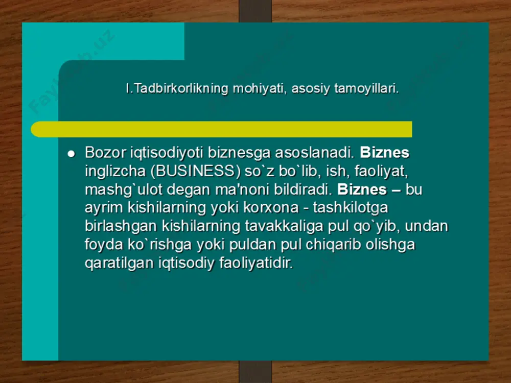 , ko’p sohadag`i tadbirkorlar faoliyatning murakkabligi bo’yicha tadbirkorlik maxsus bilim talab qilmaydig`an faoliyat bilan shug’ullanuvchi tadbirkorlar; maxsus bilim talab qilinadigan faoliyat bilan shug’ullanuvchi tadbirkorlar; yuqori texnologiya va nodir bilim talab qiladigan faoliyat bilan shug’ullanuvchi tadbirkorlar. faoliyatning tarmoq yo’nalishlari bo’yicha tadbirkorlik sanoat, qishloq xo’jaligi, qurilish, savdo va xizmat ko’rsatish, transport va boshqa sektorlardagi tadbirkorlar. tadbirkorlikning quyidagi turlari mavjud 14 tadbirkorlik faoliyatining asosiy turlari va biznesning tashkiliy-huquqiy shakllari shaxsiy tadbirkorlik -shaxsiy mulkka asoslanadi, ishlab chiqarish uning o‘zi yoki oila a’zolari mehnati asosida amalga oshiriladi. odatda, tadbirkorlikning bu shakli savdo, umumiy ovqatlanish va xizmat ko‘rsatish sohalarida yuqori samarali bo‘lib, tez rivojlanadi. xususiy tadbirkorlik -mulk va ishlab chiqarish natijalari xususiy shaxslarga tegishli bo‘ladi, ishlab chiqarish jarayoni yollanma mehnatga asoslanadi. 15 tadbirkorlikni aralash shakli hissadorlik jamiyatlari va ma’suliyati cheklangan jamiyatlar yoki qo‘shma korxonalar (milliy va chet el kapitali ishtirokidagi) ko‘rinishda bo‘ladi. davlat tadbirkorligi bu davlat mulkchiligiga asoslangan korxonalarni va mulkida davlat ulushi yuqori salmoqni tashkil …