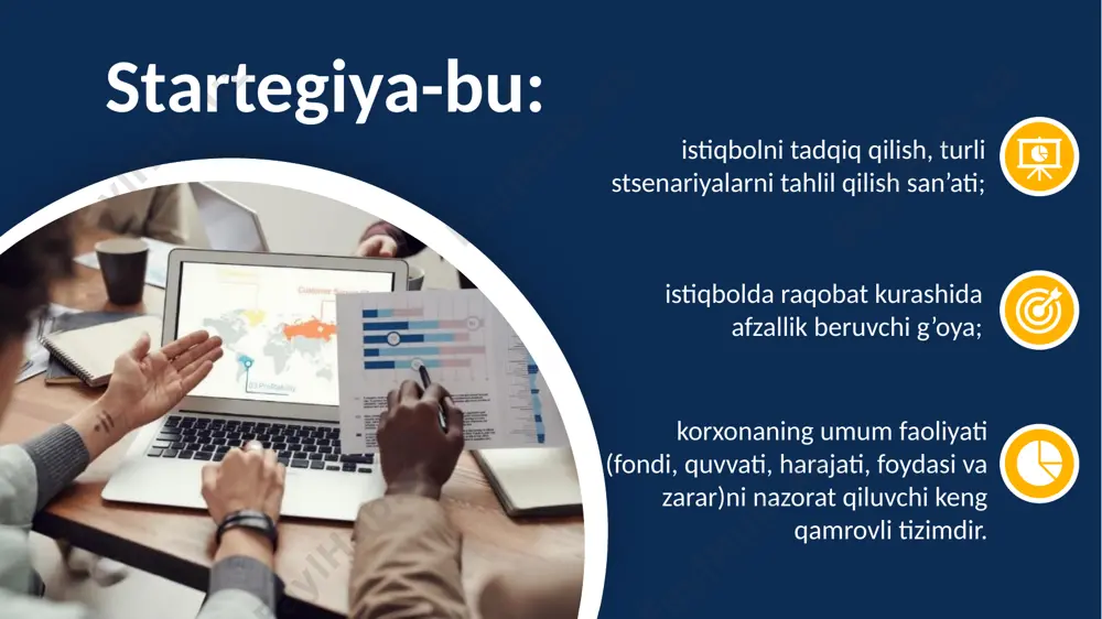 ga kiradi . funktsional strategiyalar korxonaning ayrim bo’limlari va xizmatlari oldidagi vazifalarni amalga oshirish yo’llarini ifodalaydi . bu ishchi strategiyalardir . mujassamlashtirilgan strategiyalar bu korxonaning yaxlit faoliyatini o’zida jamlagan mo’ljaldir . diversifikatsiyalashgan strategiya korxona (firma) larning faoliyat sohalari va ishlab chiqaradigan mahsulotlar to’rini kengaytirish oldidagi vazifalarning amalga oshirish yo’llarini ifodalaydi . bosh strategiya korxona vazifalarini ro’yobga chiqarishning asosiy usulidir. bundan tashqari korxonada quyidagi startegiyalar ham ishlab chiqiladi: maxsus strategiyalar; funktsional strategiyalar; mujassamlashtirilgan strategiyalar; diversifikatsiyalashgan strategiyalar. 100 80 60 30 obdon o’ylangan strategiya mo’ljallangan strategiya amalga oshirilgan strategiya amalga oshmagan strategiya strategiya o’z harakat doirasi bo’yicha quyidagi turlarga bo’linadi : paydo bo’ladigan strategiya startegiya-bu: istiqbolni tadqiq qilish, turli stsenariyalarni tahlil qilish san’ati; istiqbolda raqobat kurashida afzallik beruvchi g’oya; korxonaning umum faoliyati (fondi, quvvati , harajati, foydasi va zarar)ni nazorat qiluvchi keng qamrovli tizimdir. ishlab chiqarishni strategik boshqaruv jarayo­nida strategiyani mohiyati va o‘rni respublikamiz milliy iqtisodiyot tarmoqlarida , shu jumladan korxonalarda ham …