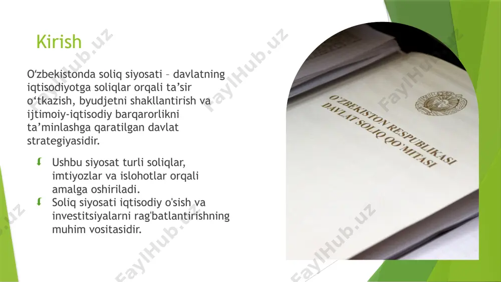 sh jarayonlari bilan chambarchas bog‘langan. o‘zbekistonda 2025-yildan boshlab soliq kodeksiga kiritilgan o‘zgartirishlar kuchga kirdi. asosiy soliq stavkalari saqlanib qoldi, biroq bir qator mahsulotlar uchun aksiz solig‘i va qat’iy belgilangan soliq stavkalari o‘zgardi. ayrim soliq imtiyozlari bekor qilindi. o‘zbekiston prezidenti shavkat mirziyoyev 2024-yil 24-dekabr kuni 2025−2027-yillarga mo‘ljallangan soliq siyosatining asosiy yo‘nalishlari to‘g‘risidagi qonunni imzoladi. unga ko‘ra, 2025-yil uchun amaldagi asosiy soliq stavkalari saqlanib qolindi: daromad solig‘i — 15 foiz; qqs — 12 foiz; jismoniy shaxslardan olinadigan daromad solig‘i — 12 foiz; ijtimoiy soliq — budjet tashkilotlari uchun 25 foiz va boshqalar uchun 12 foiz; aylanmadan soliq — 4 foiz; yer solig‘i (qishloq xo‘jaligi yerlari) — 0,95 foiz; yuridik shaxslar uchun mol-mulk solig‘i — 1,5 foiz; sug‘orish uchun foydalaniladigan suv solig‘i — 1 metr kub uchun 100 so‘m (hisoblagichlar va suvni tejovchi texnologiyalar mavjud bo‘lmaganda 1,1 koeffitsiyent bilan). prezident qarori bilan qqs va daromad solig‘i stavkalari 2028-yilgacha oshirilmasligi belgilandi. o‘zgarishlar 2025-yil 1-yanvardan …
