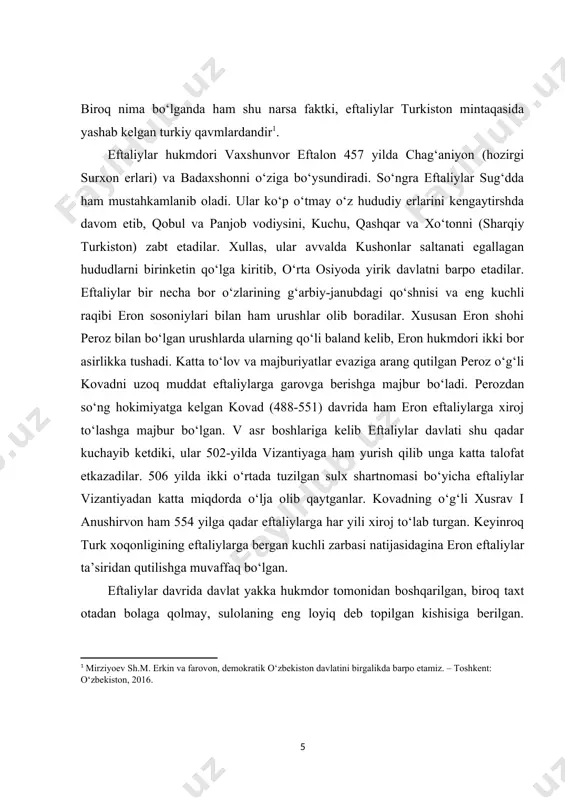 mdagi berkutqal’a, bozorqal’a, toshkentdagi oqtepa shular jumlasidandir. bir necha oilalardan tashkil topgan mazkur manzilgohlar qalin paxsa devorlar bilan o‘ralgan. ularda hukmron tabaqa kishilariga xos hashamatli, bezakli ark-qasrlar, ko‘p xonali binolar bilan birlikda oddiy fuqarolarga mos qilib qurilgan odmiroq turar joylar ham o‘rin olgan. eftaliylar poytaxti poykand o‘z davrining eng ko‘rkam, obod shaharlaridan sanalgan. bu erda hunarmandchilik, savdo-sotiq, qurilish ishlari ancha rivojlangan. shahar buyuk ipak yo‘lida joylashganligidan, unda turli mamlakatlarning savdo karvonlari xilma-xil mollari bilan kelib savdo qilganlar. buning uchun shaharda ko‘plab bozoru rastalar, karvonsaroylar mavjud bo‘lgan. mamlakatning savdo-sotiq ishlarida eronning tanga pullari bilan bir qatorda buxorxudotlar tangasi, sug‘diy va xorazm tangalari ham keng muomalada yurgan. eftaliylar eron, hindiston, xitoy va uzoq vizantiya davlatlari bilan ham qizg‘in savdo aloqalarida bo‘lganlarki, bu esa ularga foyda, manfaat keltiribgina qolmay, ayni chog‘da o‘zaro yaqinlashuvlarida ham muhim rol o‘ynagan . 1.2 eftalilar davlatining madaniy hayoti va elchilik aloqalar madaniy hayot eftalilar davlati o‘rta osiyo, sharqiy …