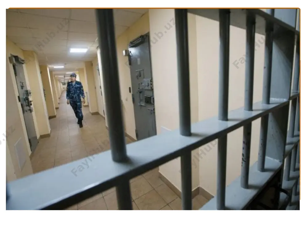 k va jamoat salomatligi xizmati mutaxassislarining tavsiyalari olingan. unda karantin qoidalariga qat’iy rioya etgan holda haftaning juma, shanba va yakshanba kunlari uzoq muddatli uchrashuv berish tavsiya etilgan. shuningdek, jazo muddatini o‘tayotgan shaxslarning yaqin qarindoshlari (emizikli bolalardan tashqari) uchrashuvga 72 soatdan ko‘p bo‘lmagan muddat oralig‘ida koronavirusga test topshirgani va natija manfiyligini – virus yo‘qligini tasdiqlovchi ma’lumotnoma bilan kelishlari talab etiladi. shu o‘rinda uzoq muddatli uchrashuv so‘rab murojaat qilganlarning barchasiga bir vaqtning o‘zida uchrashuv berish imkoniyati mavjud emasligini eslatib o‘tilgan. shundan kelib chiqqan holda, jazoni ijro etish muassasalarida fuqarolarni uchrashuvga kirish ro‘yxatini shakllantirish bo‘yicha dolzarb aloqa tarmoqlari tashkil etilgan. e’tiboringiz uchun rahmat image2.jpeg image3.jpeg image4.jpeg image5.jpeg image6.jpeg image7.jpeg image8.jpeg