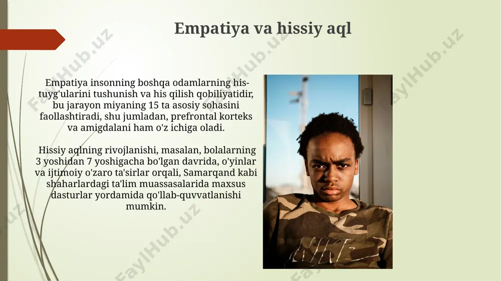 tafovutlarni hosil qilishi mumkin. his-tuyg'ularni ifoda qilishning madaniy jihatlari yaponiya madaniyatida, yuz ifodalarini ochiq namoyish qilish 60% hollarda noqulay deb hisoblanadi va bu his-tuyg'ularni bilvosita ifodalashga olib keladi. amerika qo'shma shtatlarida 19-asr oxiridan boshlab hissiy ifodani nazorat qilishga urg'u berilgan bo'lib, bu shaxslararo munosabatlarga 3 ta asosiy ta'sir ko'rsatadi. his-tuyg'ularning psixologiyasi hissiy aqlning rivojlanishi bo'yicha tadqiqotlar shuni ko'rsatadiki, 7 yoshgacha bo'lgan bolalarda his-tuyg'ularni boshqarish qobiliyati sezilarli darajada rivojlanadi, bu esa keyingi ijtimoiy moslashuvga ta'sir qiladi. o'zbekistondagi psixologiya fanida his-tuyg'ularni ifoda etishning madaniy jihatlari, masalan, 5 ta asosiy his-tuyg'uning namoyon bo'lishidagi farqlar, keng o'rganilgan. yuz ifodalari yuz ifodalari tadqiqotlari, pol ekmanning ishlari orqali, 1970-yillarda yo'nalish oldi va yuz ifodalari va yolg'onni aniqlashda muhim rol o'ynaydi, shuningdek jinoyatchilikni tekshirishda qo'llaniladi. yuz ifodalari, 7 dan ortiq universal his-tuyg'ularni (masalan, quvonch, g'azab) ifodalaydi va bu butun dunyo, jumladan, o'zbekiston va yaponiya kabi madaniyatlararo o'xshashliklarni namoyon qiladi. tana tili tana tili, 7 dan ortiq asosiy …