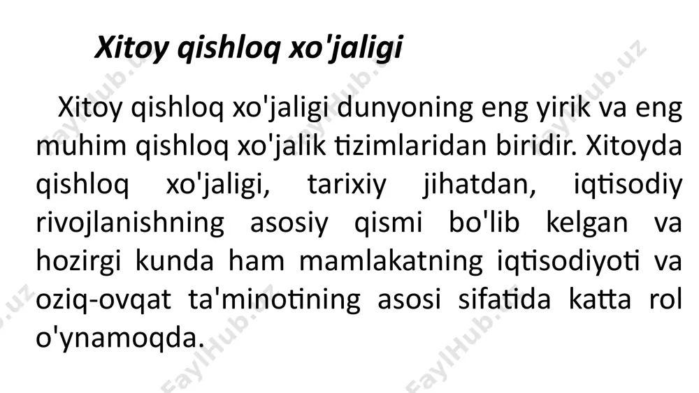 bo'lgan: ipak, chinni, bronza va temir mahsulotlari ishlab chiqarilgan. ayniqsa, ipak yo‘li orqali xalqaro savdo rivojlangan. bu savdo yo‘li xitoyni osiyo, yaqin sharq va yevropa bilan bog‘lab, xitoy ipak, chinni, qog‘oz kabi mahsulotlarini chet mamlakatlarga yetkazib bergan va bu iqtisodiy rivojlanish uchun muhim ahamiyatga ega bo‘lgan. . xitoyda birinchi pullar qadimgi davrlarda paydo bo‘lib, song sulolasi davrida (960-1279-yillar) dunyodagi ilk qog‘oz pullar chiqara boshlandi. bu iqtisodiy jarayonlarda inqilobiy qadam bo‘ldi va savdoni yengillashtirdi. ming va qing sulolalari davrida xitoy iqtisodiyoti hanuz kuchli bo‘lib, mamlakatning ichki bozorlari rivojlandi. ammo xix asrda afyun urushlari va xorijiy davlatlar bosimi natijasida xitoy iqtisodiy inqirozga uchradi va boy resurslarini chet ellarga boy bera boshladi. xx asrda xitoy xalq respublikasi tuzilgach, davlat iqtisodiyoti sotsializm yo‘nalishida rivojlandi. 1949-yildan keyin qishloq xo‘jaligi kollektivlashtirildi, og'ir sanoatga e'tibor qaratildi. biroq, 1978-yilda den syaopin islohotlari bilan xitoy ochiq iqtisodiyotga o‘tdi. bu islohotlar erkin bozor elementlarini joriy qilib, ishlab chiqarishni modernizatsiyalash va …