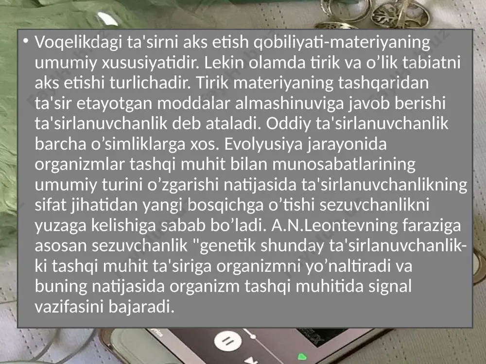 osil qilinishi mumkin. har bir ko’nikma va malaka odamning o’z tajribasida avval egallab olgan malakalari asosida yuzaga keladi va amal qiladi. malaka, ko’nikmalarning ayrimlari kishining ko’nikma hosil qilishiga va malakali ishlashiga yordam beradi, boshqa birlari halaqit beradi, uchinchilari, yangi ko’nikmalarni o’zgartirib boradi. bu hodisa psixologiyada malakalarning o’zaro ta'siri deyiladi. avval hosil qilingan malakalarning yangi malakalarga ijobiy ta'siri malakalarning ko’chishi yoki malakalar induksiyasi deb ataladi.masalan, matematika darsida hosil bo’lgan ko’nikmani, fizikada qo’llash mumkin. faoliyatning yana bir qismi odat bo’lib, ko’nikma malakalardan hech qanday samara yoki natijaga ega emasligi bilan ajralib turadi. odatda odam tomonidan beixtiyor, ongsiz tarzda muayyan maqsadga yo’naltirilmagan holda amalga oshiriladi. ba'zi hollarda odatlar shaxs tomonidan nazorat qilinishi mumkin, lekin har doim ham aqlli va kerakli harakatlar bo’lmasligi mumkin. e'tiboringiz uchun tashakkur mbx-au-23 guruhi talabasi qodirova ziyoda image1.jpeg image2.jpeg image3.jpeg image4.jpeg image5.jpeg image6.jpeg image7.jpeg image8.jpeg image9.jpeg image10.jpeg image11.jpeg image12.jpeg image13.jpeg