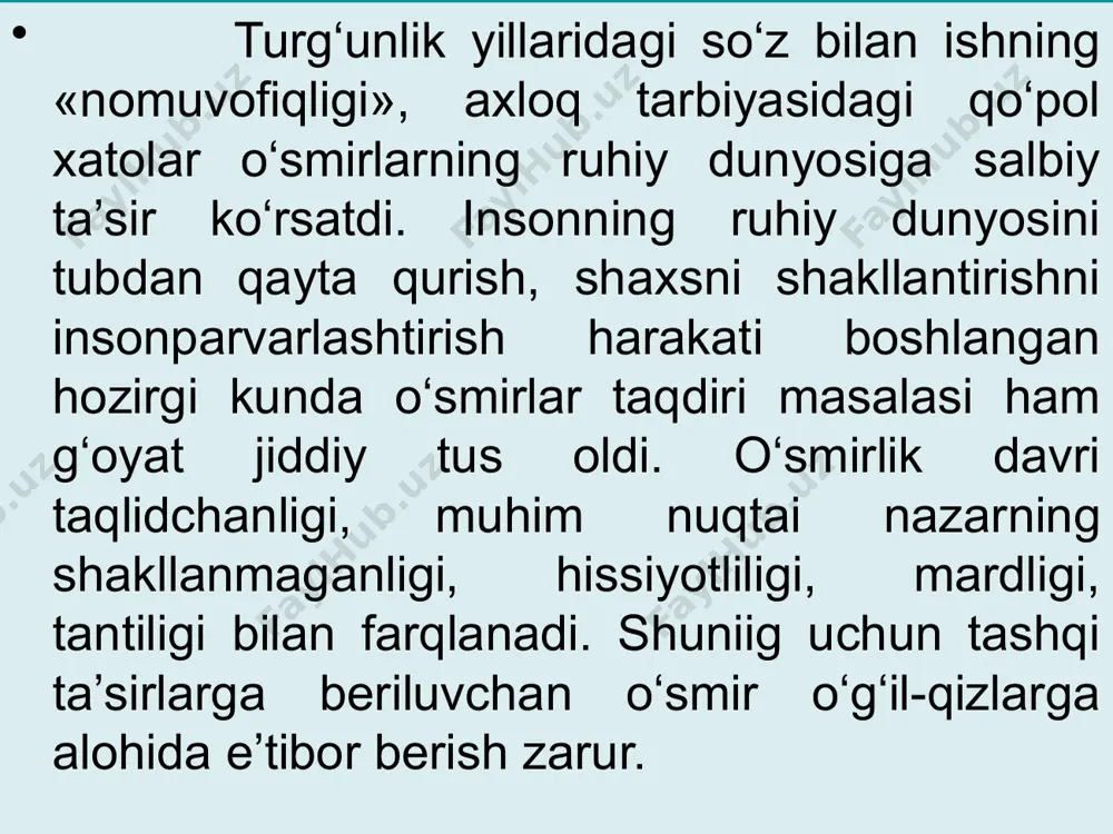 targik va sekinlashadi "kattalik tuyg'usi" o'smirlikning markaziy neoplazmasi hisoblanadi. o'smir teng huquqlilik talab qiladi, o'z didi, qarashlari, pozitsiyasi va fikrini himoya qilishga intiladi, mustaqillikka intiladi, o'z manfaatlarini ota-onalar, o'qituvchilar va boshqa kattalarning aralashuvi va nazoratidan himoya qiladi. agar o'smir kattalar tomonidan tushunishni topa olmasa, kattalar mustaqillikni ta'minlamasa va uning hayotining barcha jabhalarini nazorat qilishga harakat qilsa, o'smirlar "kattalar hayotining atributlari" ni qabul qiladilar: yomon so'zlar, ichkilikbozlik, chekish. kattalar tomonidan o'smirlarning mustaqilligi va tashabbusini cheklash kuchli qarshiliklarni keltirib chiqaradi, kattalar bilan muloqotda to'siqlar va nizolarni keltirib chiqaradi. o‘smirlik yoshida bolalikdan kattalik holatiga ko‘chish jarayoni sodir bo‘ladi. o‘smirda psixik jarayonlar keskin o‘zgarishi bilan aqliy faoliyatida ham burilishlar seziladi. shuning uchun shaxslararo munosabatda o‘quvchi bilan o‘qituvchining muloqotida, kattalar bilan o‘smirlarning muomalasida qat’iy o‘zgarishlar vujudga keladi. bu o‘zgarishlar jarayonida qiyinchiliklar tug‘iladi. ilgari o‘quv materialini ma’nosiga tushunmay yodlab olishga odatlangan o‘smir endi zarur o‘rinlarni mantiqiy xotira va tafakkurga suyangan holda o‘zlashtirishga harakat qiladi, o‘zlashtirilgan bilimlarni …
