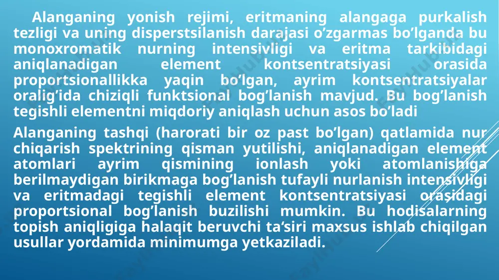 fotometriyada rangli birikmalar olish uchun qo’llaniladigan kimyoviy reaktsiyalar qator talablarga javob berishi kerak: reaktsiya natijasida rangli mahsulot hosil bo’lishi kerak. bunga kompleks hosil qilishdan foydalanish, xromofor gruppachalarni kiritish, oralab keluvchi π – bog’lari miqdorini oshirish va boshqa usullar bilan erishiladi. fotometrik reaktsiya mahsulotining tarkibi o’zgarmas bo’lishi kerak. masalan, kompleks birikmalarning tarkibini barqaror etish uchun muhitning sharoiti, mo’l reagent, reaktsiyani o’tkazishning optimal vaqti tanlanadi fotometrik reaktsiya mahsulotining rangi juda intensiv bo’lishi kerak. fotometrik reaktsiyalar uchun molyar yutish koeffitsentlari 5000 – 10000 dan kam bo’lmaganmahsulotlar hosil qiladigan reaktsiyalar yaroqlidir. bu holda reaktsiya nihoyatda sezgir bo’ladi. barcha fotometrik o’lchashlar mutlaqo bir xil sharoitlarda o’tkaziladi: zaruriy reagentlar tekshiriluvchi eritmaga ham, taqqoslash eritmasiga ham qo’shiladi va ph, temperatura hamda eritmalar hajmi tenglashtirib turiladi. fotometrik reaktsiyalar kerakli yo’nalishda to’liq borishi kerak. fotometrik reaktsiya tanlovchan bo’lishi va faqat muayyan komponent bilangina sodir bo’lishi kerak. fotometrik reaktsiyalardan anorganik moddalar analizida ham, organik moddalarni tekshirishda ham keng ko’lamda foydalaniladi. …