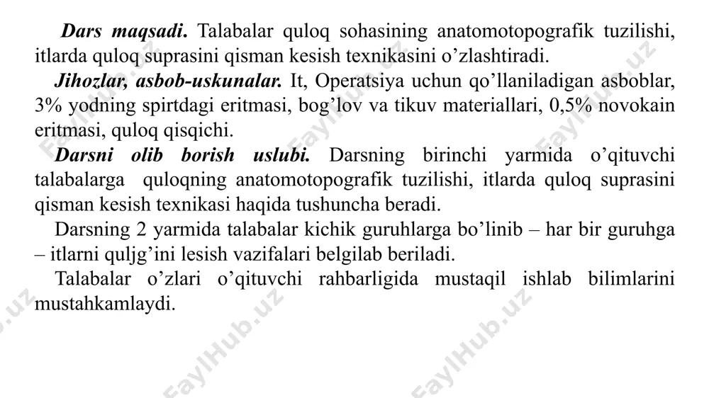 shib, supra uchi – apex auricula, bosh suyagiga yaqin joyi yopishib bog’lam – commissura auricula hosil qiladi. quloq suprasining sirti kalta, ichki yuzasi uzun jun bilan qoplangan. quloq suprasining tog’ayi elastik moddadan tuzilgan. supraning asosiy yog’ yostiqchasi – corpus adiposis da bo’lib, u quloq harakatlanishiga yordamlashadi. qoramollarning quloq suprasi keng va yoyiqroq, qo’y va echkilarda ham shunday shaklda, lekin osilib turadigan bo’ladi. cho’chqalarniki keng, ochiqroq, otlarda uzun va tik turadigan bo’ladi. o’rta quloq – auris media tashqi quloqdan keyin kelib, quloq suyagi bo’shlig’ida joylashadi. bu nog’ora parda, to’rtta eshitish suyakchasi, muskul va paylardan iborat. bular hammasi eshitish organlarining yordamchisi hisoblanadi. nog’ora parda - membrana tympani o’rta quloq bo’shlig’ining yon tomonida joylashadi. bu parda biriktiruvchi to’qimadan tuzilgan bo’lib, ichki tomoni shilimshiq parda, tashqi tomoni esa teri bilan qoplangan. nog’ora parda tovush ta’sirida doim to’lqinlanib, harakatlanadi va tovushni tashqaridan ichkariga o’tkazadi. eshitish suyakchalari – ossicula auditus to’rtta suyakcha bo’lib, tovushni tashqi quloqdan …