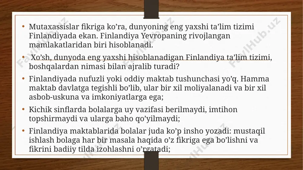 mumkin. ular mamlakatdagi maktab tizimi jamiyatdagi o‘zgarishlarga qanchalik to‘g‘ri kelishini doimiy ravishda tadqiq qilishadi. finlandiyada o'qituvchilarni tayyorlashga katta e'tibor qaratdi. ularni tayyorlash uchun 3 yillik bakalavr va ikki yillik magistratura darajasidan iborat jami 5 yillik dastur joriy qilindi.o'qituvchi bo'lish uchun magistratura darajasiga ega bo'lish majburiy qilib qo'yildi. har bir maktabda o'qituvchilar haftada kamida yarim kunni ta'lim jarayonini o'zaro muhokama qilishga va o’quv dasturini uning natijalarini moslashtirishga sarflaydi. finlandiyadagi maktablarda o'qituvchi doska oldida turib 45 daqiqa mavzuni tushuntirishiga deyarli guvoh bo'lmaysiz. aksincha o'quvchilar o'zaro kelishilgan reja bo'yicha mavzuni o'zlari mustaqil o'rganadi, dars paytida esa kimdir o'qib o'tirganini, kimlardir guruhga bo'linib muhokama qilayotganini, boshqalar o'qituvchiga savollar berayotganini ko'rish mumkin. rivojlanayotgan davlatlar finlandiya tajribasiga qaraganda bir jihatga katta e'tibor qaratishlari lozim - ya'ni nimadir o'rganmoqchi bo'linsa, finlanidiya ta'lim tizimining hozirgi holatdan emas, 50-60-yil oldingi holatiga va o'sha davrlardagi muammolarni yechish uchun qaysi bosqichlarni bosib o'tganiga qarashi lozim. zero biz hozir aynan o'sha holatdamiz. …