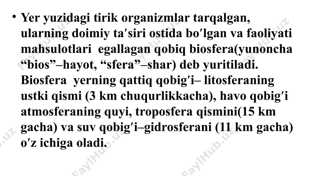 gallab olganlar. bu tirik organizmlar tabiatning boshqa tarkibiy qismlariga (masalan, jonsiz predmetlarga) qaraganda o`zlarida kechadigan biokimyoviy jarayonlarning aktivligi bilan ajralib turadilar va shuning uchun ham ular yer yuzida o`zgarishlar yasashga qodirlar. sayyoramizdagi barcha organizmlar, v.i. vernadskiy fikricha tirik moddalar bo`lib, ularning asosida vazn, kimyoviy tarkib va energiya yotadi. bu moddalarni vernadskiy 3 guruhga bo`ladi: o`lik moddalar – bularning yaratilishida tirik organizmlar ishtirok etmaydi. bularga abiotik muhitning omillari, masalan, quyosh radiatsiyasi, havoning namligi, bosimi, va boshqalar kiradi; biogen moddalar – bular tirik organizmlar tomonidan yaratiladi va o`zlashtiriladi. bunga toshko`mir, bitum, neft va ohaktosh kiradi; biokos moddalar –bular tirik organizmlar va abiotik muhit omillarining birgalikda ta'siri natijasida paydo bo`ladi. bunga tuproq va tabiiy suvlar kirib, holati tirik organizmlarga bog`liq bo`ladi. hozirgi vaqtda biosferaga yagona ekotizim sifatida qaraladi. u joylashgan o`rniga ko`ra 3 ta tarkibiy qismdan tashkil topgan. 1.litosfera – yerning sirtqi po`stlog`i bo`lib, u g`ovak modda ya'ni tuproqdan iborat. yer mag`zidagi barcha …