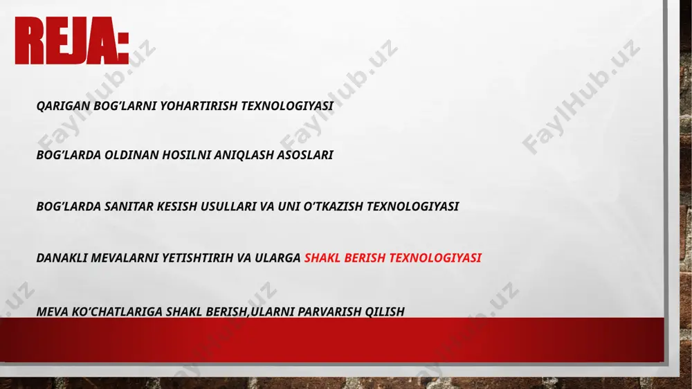 hda kemiruvchi xayvonlar daraxtlarga zarar yetkazmasligi uchun qator oralariga sochib tashlab, xaydab yuboriladi yoki bog’dan chekkaga chiqarib tashlanadi. mulchalangan yerda hosildorlik 60 % gacha oshishi mumkin. biroq bu ancha qimmatga tushadigan sermehnat ish. uni birinchi galda yosh bog’larda, ko’chatzorlarda va lalmi bog’larda qo’llash mumkin. bog’ qator oralariga donli ekinlar tavsiya etilmaydi (bug’doy, suli, arpa, makkajo’xori, oq jo’xori), shuningdek poliz ekinlari ham. bog’ qator oralariga sabzavot va chopiq qilinadigan ekinlar, dukkakli don ekinlari (mosh, no’hot, ko’k no’hot, loviya) hamda ko’k o’g’it sifatida xaydab yuboriladigan ekinlar ekish tavsiya etiladi. ayrim xollarda ko’p yillik o’tlar ekiladi yoki shudgor qilib qo’yiladi. 3. qoplama ekinlar (sideratlar). yerni organik moddaga boyitish uchun va tuproq strukturasini yaxshilash uchun ko’kat o’g’it sifatida vegetatsiya davri qisqa bo’lgan, ko’plab yashil massa beradigan va tuproqda azot to’playdigan bir yillik (dukkakli) o’simliklar ekiladi. buning uchun asal beruvchi o’simliklar ham ekiladi. o’zbekistonda ko’pincha nikolson no’hoti, vigna va shabdar ekiladi. qoplama ekinlar begona o’tlarni …
