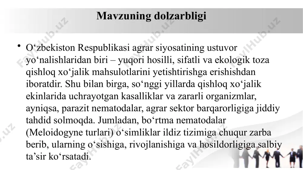 1000 tagacha tuxum qo‘yadi. tuxumdan chiqqan lichinkalar erkin harakatlanib, boshqa sog‘lom ildizlarga o‘tadi va ularni zararlaydi. 3.o’zbekistonda tarqalgan bortma nematoda turlari o‘zbekistonda qishloq xo‘jaligi uchun katta zarar yetkazuvchi bortma nematodalar asosan ildiz tugunli nematodalar va ildiz qurtlari turlaridan iborat. eng keng tarqalgan ildiz tugunli nematoda turi. asosan issiq va quruq iqlim sharoitida, sabzavot ekinlari, ayniqsa pomidor, bodring, kartoshka va boshqa o‘simliklarda uchraydi. u ildizlarda tugunlar hosil qilib, o‘simlikning o‘sishini susaytiradi. 4.bo’rtma nematodaga qarshi kurashish usullari buni biz bir qancha usullar yordamida ko’rib chiqishimiz mumkin boladi. agronomik usullar 1. hosil aylantirish (rotatsiya): nematodalar o‘simliklarning ma’lum turlarida parazitlik qiladi, shuning uchun parazitga chidamli yoki unga mezbon bo‘lmagan ekinlarni navbatma-navbat ekish nematoda sonini kamaytiradi. 2. parazitsiz yoki kam zarar yetkazadigan ekinlar ekish: masalan, makkajo‘xori yoki loviya kabi nematodaga nisbatan chidamli ekinlar. 3. yerni chuqurroq haydash. genetik usullar chidamli navlarni yetishtirish: nematodaga chidamli yoki qarshilik ko‘rsatadigan o‘simlik navlarini tanlash va ekish. kimyoviy usullar nematotsidlar: …