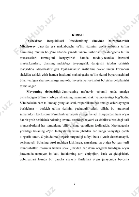 n har kungi vaziyatga qarab o‘zgarib turadi. o‘yin doimo o‘zgarib turganligi tufayli bola o‘ynab charchamaydi, zerikmaydi. bolaning atrof muhitga kishilarga, narsalarga va o‘ziga bo‘lgan turli munosabatlari mazmun hamda shakl jihatdan har doim o‘zgarib turadigan o‘yin jarayonida namoyon bo‘ladi. bolalarning turli ehtiyojlari, istak va qiziqishlari, qobiliyatlari hamda bir qancha shaxsiy fazilatlari o‘yin jarayonida bevosita rivojlanadi. o‘yin jarayonidagi bolalar faol faoliyatining psixik taraqqiyot uchun ahamiyati shundaki, bolalarning turli sifat va fazilatlari o‘yin jarayonida faqat namoyon bo‘libgina qolmasdan, bunda sifat va fazilatlar mustahkamlanadi, o‘zlashtiriladi. shuning uchun psixologiya nuqtai nazardan oqilona ya’ni to‘g‘ri tashkil qilingan o‘yin bola shaxsini har tomonlama o‘stiradi va shuning bilan birga bolaning butun psixik jarayonlarida –sezish, idrok, diqqat, xotira, tafakkur, xayol va irodani ildam rivojlanishiga yordam beradi. o‘yin o‘z mohiyati jihatidan katta kishilarning hatti –harakatlari va xulq-atvorlariga faol taqlid qilishdan iborat bo‘lishi tufayli bolalarda ma’naviy sifatlarning mustahkamlanishi uchun va odob – axloq qoidalarini bilib olishlari uchun keng imkoniyatlar beradi. maktabgacha …