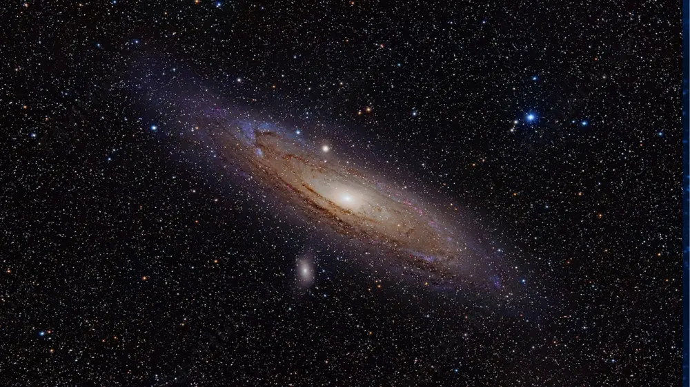 n.mundeey o'ylab qarasa kosmos unchalik uzoq emas. agar osmonga qarab ketgan vertikal yo'l bo'lganida 118 kmni bo'sib o'tish uchun mashinada o'rtacha 1-1.5 soat vaqt ketar edi!qiziqarli ilm-fan faqat👇 https://t.me/nega_unday ​​galaktikalar hukmdori. agar ayni damda borliqning bizga ma’lum qismidagi barcha galaktikalarni ya’ni 2 trillion galaktikani yer aholisi o’rtasida bo’lib oladigan bo’lsak, har birimiz deyarli 266 ta galaktikaga ega bo’lamiz... va har bir galaktikada 500milliard yulduz bor deb hisoblasak, 133 trillion yulduzga va taxminan o’shandan 4-5 barovar ko’proq planetalarga ega bo’lamiz. boy ekanmizda. ammo xursand bo’lmang, ularga hech qachon yetib borolmaysiz. yetib borolsayiz ham, o’sha galaktikada yashovchi mavjudotlar sizni mulkdorligingizni tan olmasa kerak.balki o’zga galaktikaliklar allaqachon shu tarzda kosmosni bo’lib olishgandir. balki bizni galaktikani allaqachon qanaqadir o’zga sayyoraliklar imperiyasi o’zicha o’z mulkiga aylantirgandir va biz bundan butkul bexabardirmiz...[ hahaha, shunchaki xayol. ] image2.jpeg image3.jpeg image4.jpg image5.jpeg image6.jpeg image7.jpeg image8.jpg image9.jpeg image10.jpeg image1.jpeg
