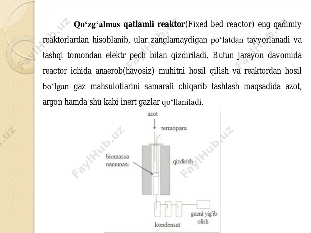 smida aylanuvchi vint joylashgan bo‘lib, u reaktorga kiritilgan biomassani aralashtirish va reaktordan chiqarib tashlash vazifalarini bajaradi. tabiiy yoqilg‘i(neft, ko‘mir, gaz) yonishi natijasida hosil qilingan issiqlik reaktor devorlari orqali ichki muhitni qizdiradi. vint/burama reaktorlar quyidagi to‘rt turga bo‘linadi: 1. yakka vintli laboratoriya reaktorlari (˂1 kg/soat) 2. yakka vintli katta quvvatli laboratoriya reaktorlari (1 – 15 kg/soat) 3. yakka vintli sanoat reaktorlari (˃15 kg/soat) 4. juft (ikki) vintli reaktorlar vint/buramali reaktorlarning afzalliklari quyidagilardan iborat: o ixcham va oddiy dizayn; o past ishchi harorat; o bioko‘mirning yuqori sifati. kamchiliklari: o qaynoq muhitda harakatlanuvchi qism; o katta masshtabda issiqlikni uzatish imkonsiz; o bioyoqilg‘ini chiqish miqdorining kamligi; o katta masshtablarda sinalmaganligi.