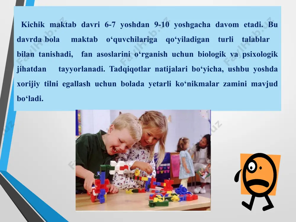 tafakkurdir. bu yoshda bolada analiz qilish, qiyoslash, umumlashtirishni shakllantirish lozim, chunki u bolaga idrok etisha ko‘proq imkoniyat beradi. bu esa xatolarni kamayishiga olib keladi. kichik maktab yoshidagi bolalarda o‘qishda maʼlum yutuqlarga erishish extiyojini qondirishda musobaqalashish motivini ustivor bo‘ladi, chunki bola doimio o‘z yutuqlarini tengdoshlari yutuqlari bilan solishtiradi va bu haqda o‘z ota-onalariga maʼlumot beradi. bolalar tafakkuri va nutqining rivojlanishida ovoz chiqarib mulohaza yuritishning va bu uslubdan o‘quv jarayonida foydalanishning ahamiyati katta. ovoz chiqarib mulohaza yuritish va o‘z yechimini asoslab berish aqliy sifatlarni o‘sishiga xizmat qilib, kishi o‘z mulohazalari va hatti-harakatini tahlil etishi va anglashini rivojlantiradi. o‘quvchining o‘quv faoliyatidagi yutuqlari o‘qituvchining unga bergan bahosi bilan belgilanadi. o‘qituvchining muomala va munosabat uslubi o‘quvchining hatti-harakatiga taʼsir ko‘rsatadi, o‘qituvchining dars jarayonida har bir o‘quvchiga taʼsir ko‘rsatishi uchun qulay imkoniyati bor. o‘quv faoliyatining boshlanishi jarayonida bolaning kattalar va tengdoshlari bilan qiladigan muomala-munosabatlari yangicha tus ola boshlaydi. "bola-katta" munosabati "bola-ota-ona" munosabatidan tashqarida yuzaga keladi. chunki, o‘qituvchi …